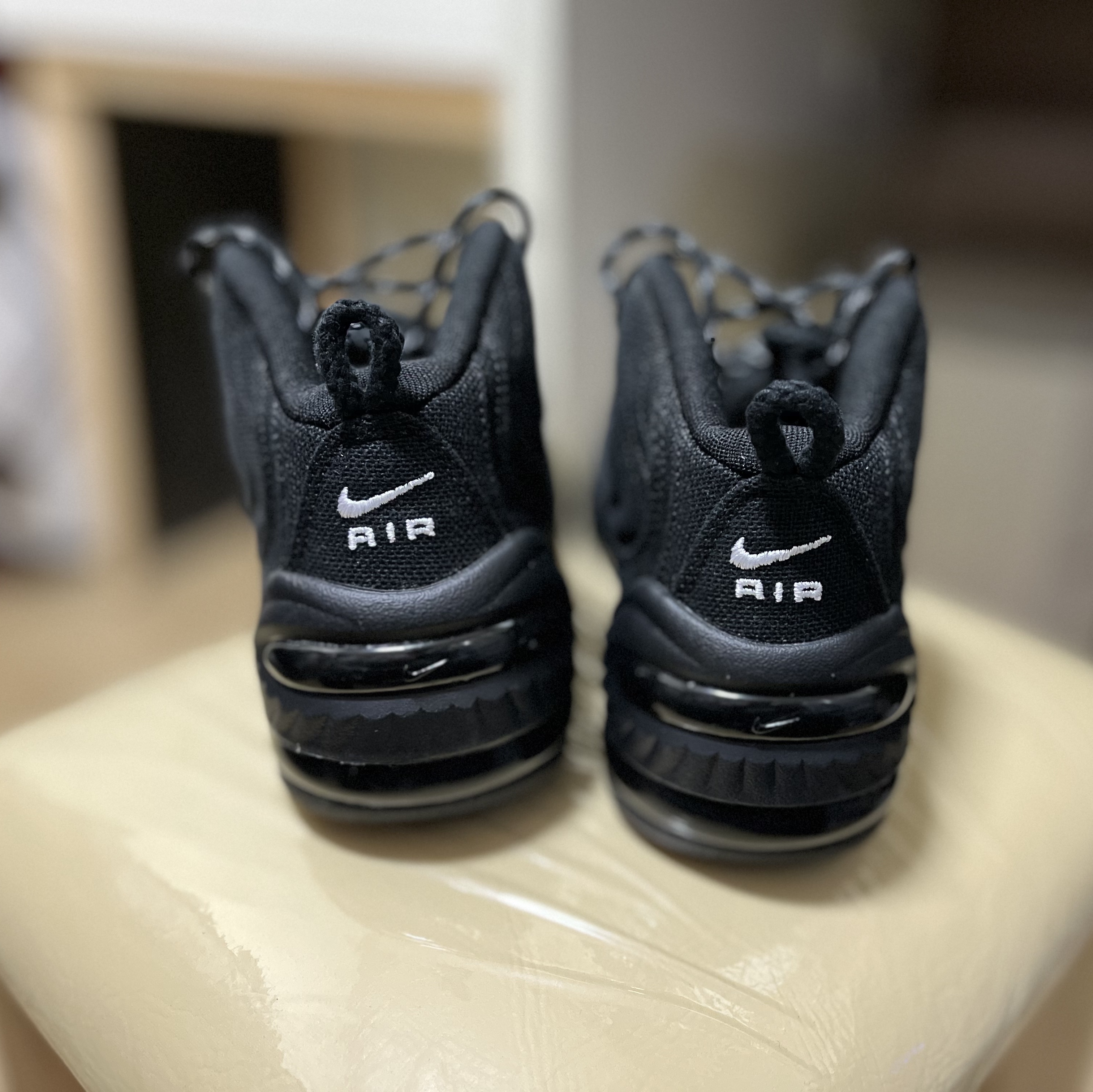 Nike x Stussy Air Penny II Black 착용 스타일 - 3