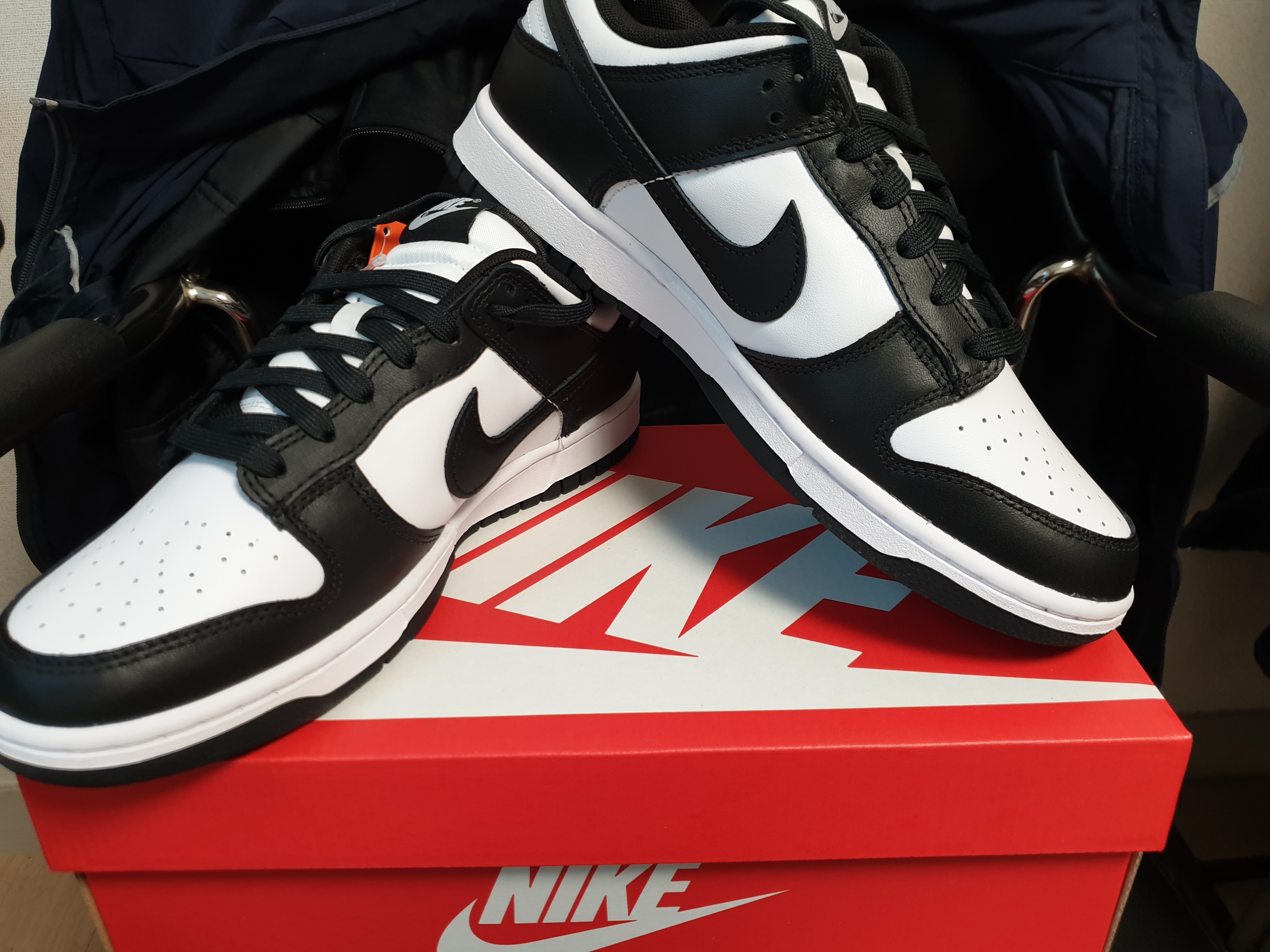 Nike Dunk Low Retro Black 착용 스타일 - 1