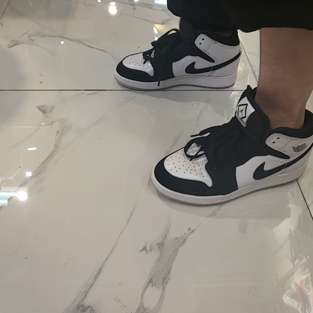 (GS) Jordan 1 Mid SE Diamond 착용 스타일