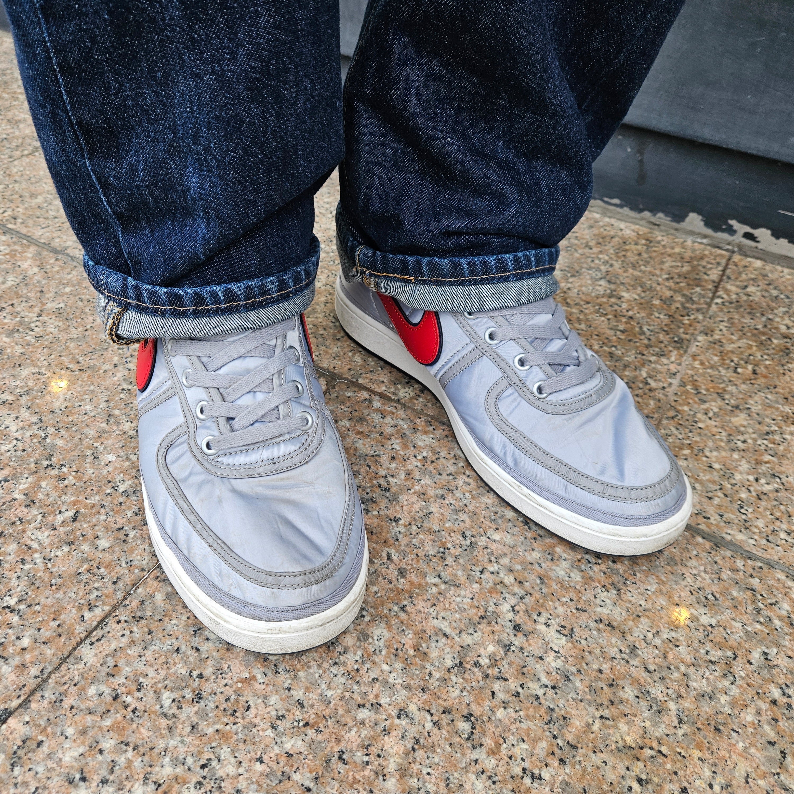Nike Vandal High Supreme OG Metallic Silver 착용 스타일