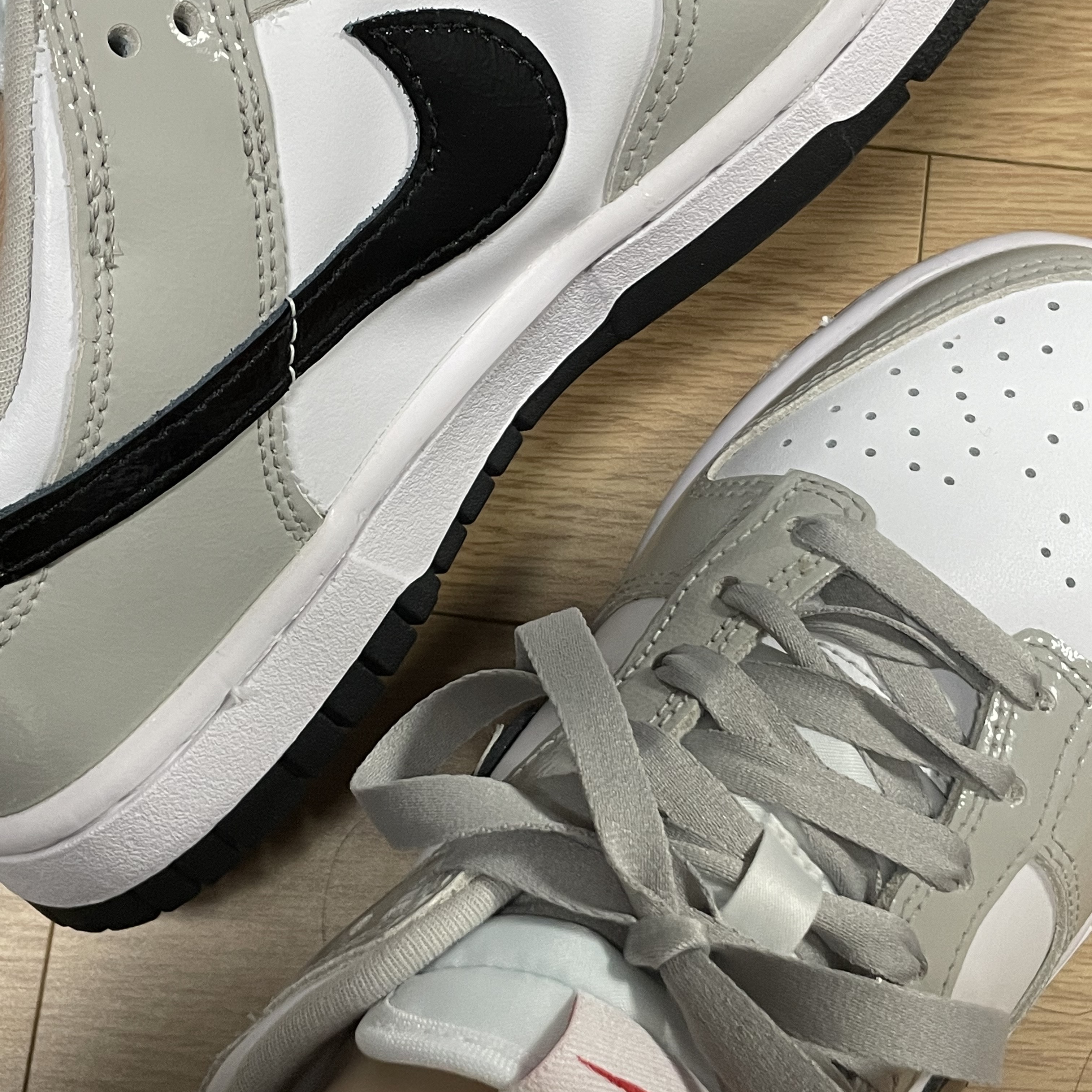 (W) Nike Dunk Low Essential Light Iron Ore Black 착용 스타일