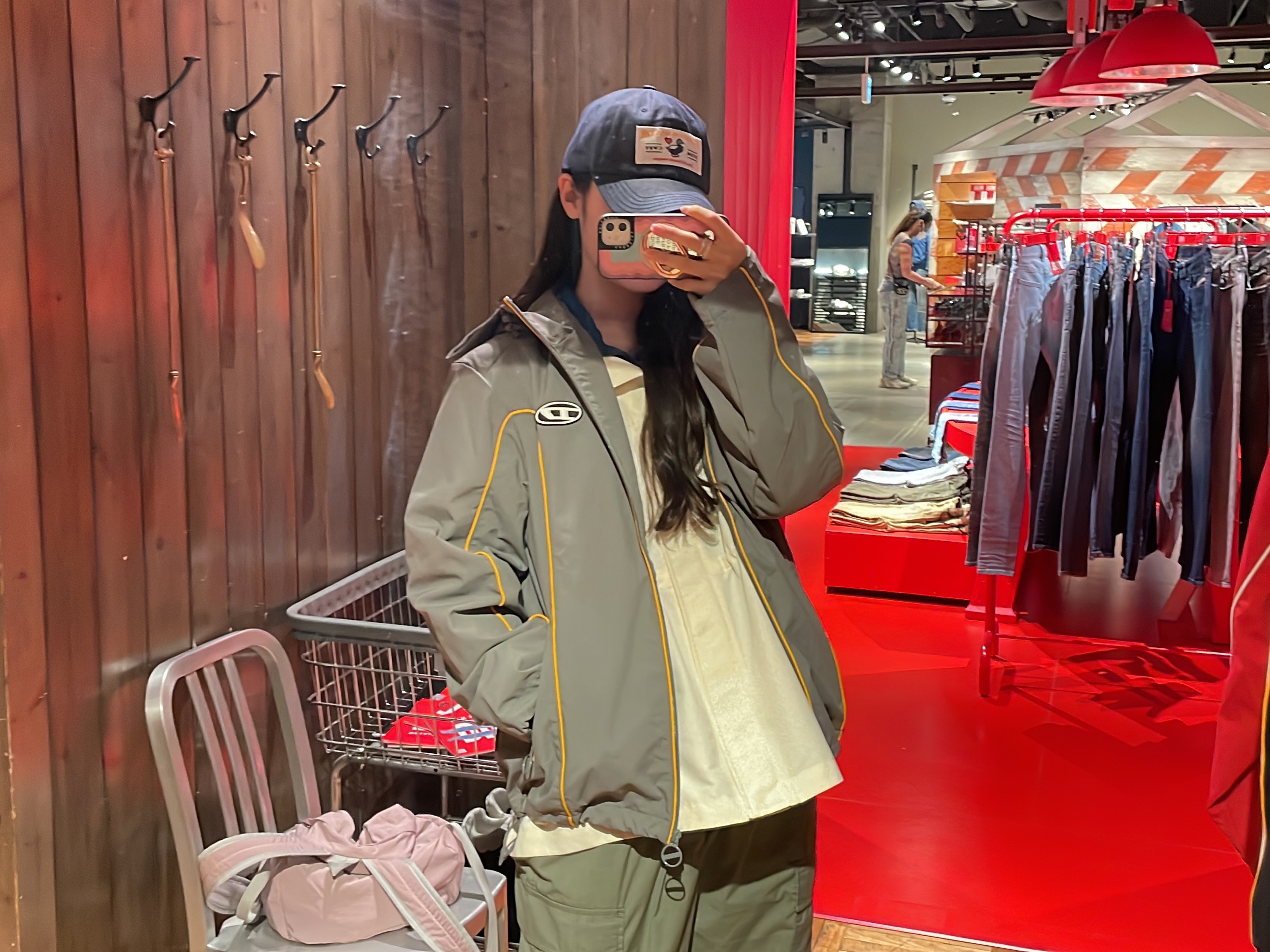 Diesel J-Hives Windbreaker with Contrast Piping Grey, Human Made 6-Panel Denim Cap Indigo 착용 스타일