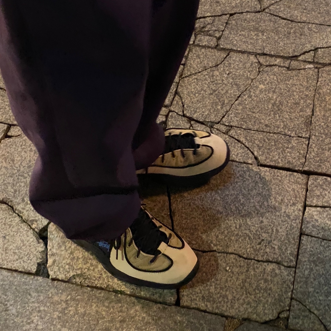 Nike x Stussy Air Penny II Rattan and Limestone 착용 스타일 - 2