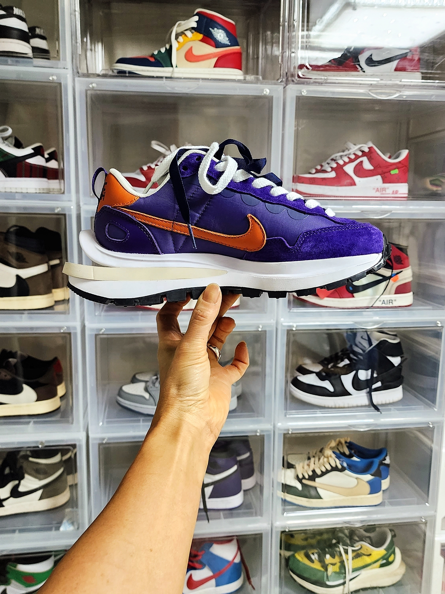 Nike x Sacai VaporWaffle Dark Iris 착용 스타일 - 1