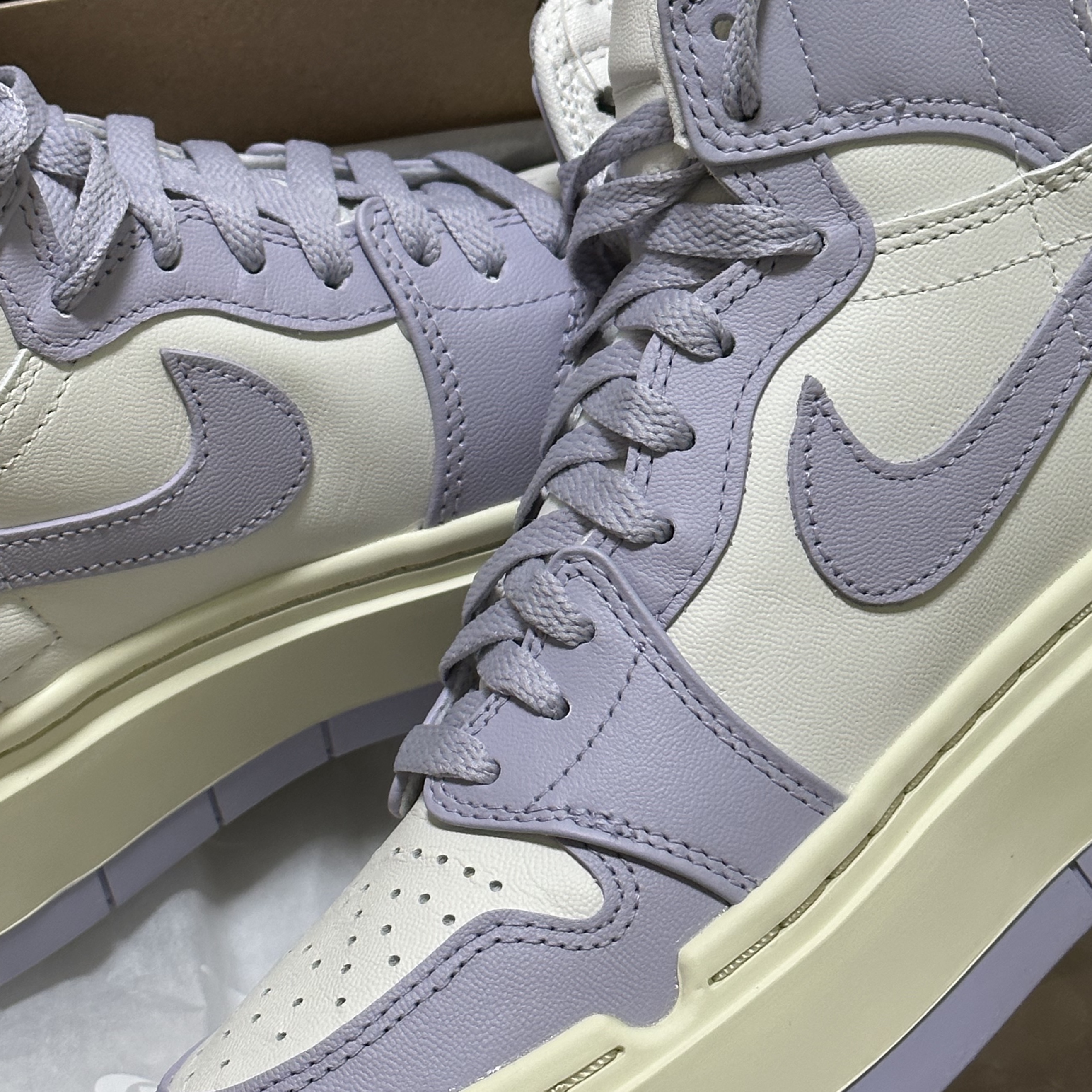 (W) Jordan 1 Elevate High Titanium 착용 스타일