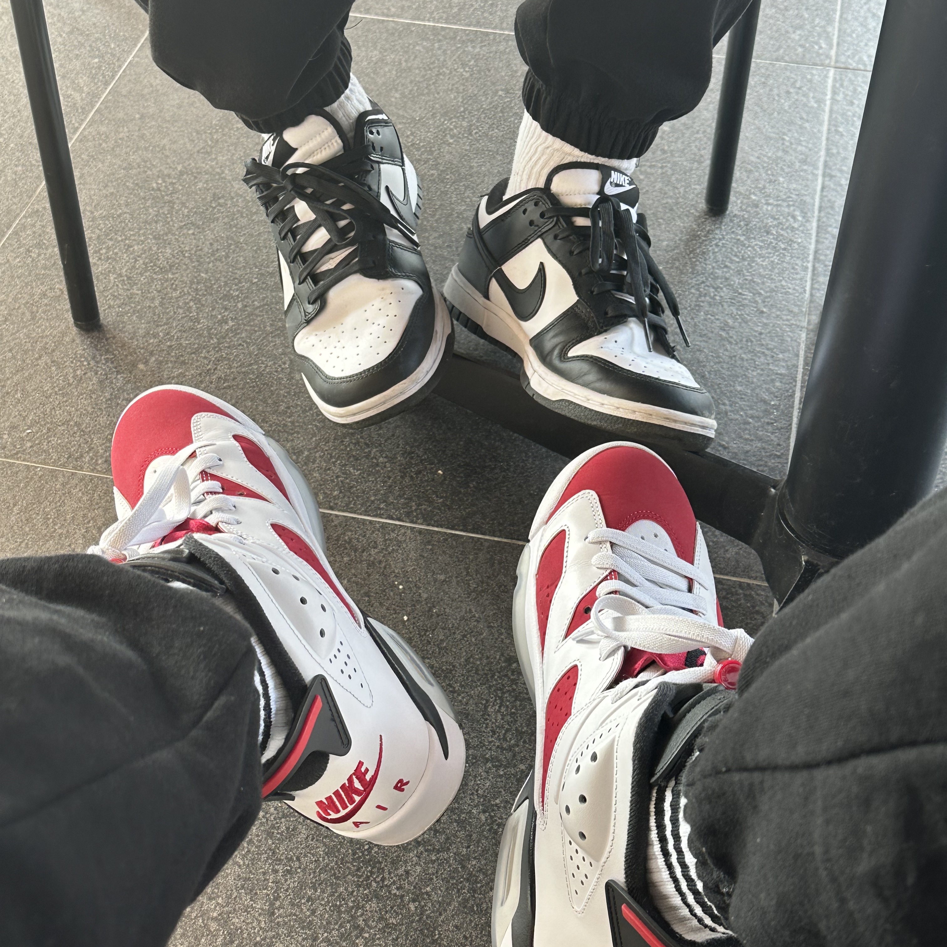 Nike Dunk Low Retro Black, Jordan 6 Retro Carmine 2021 착용 스타일