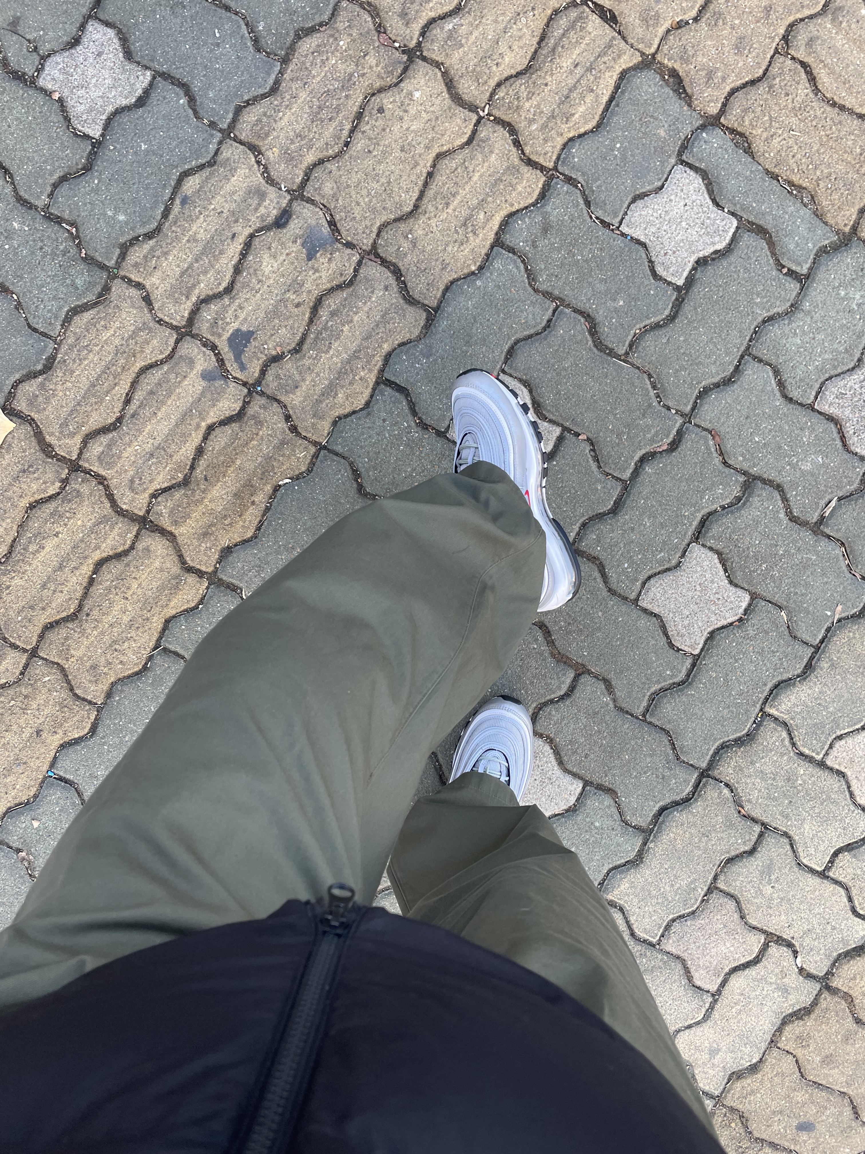 Nike Air Max 97 OG Silver Bullet 2022 착용 스타일 - 3