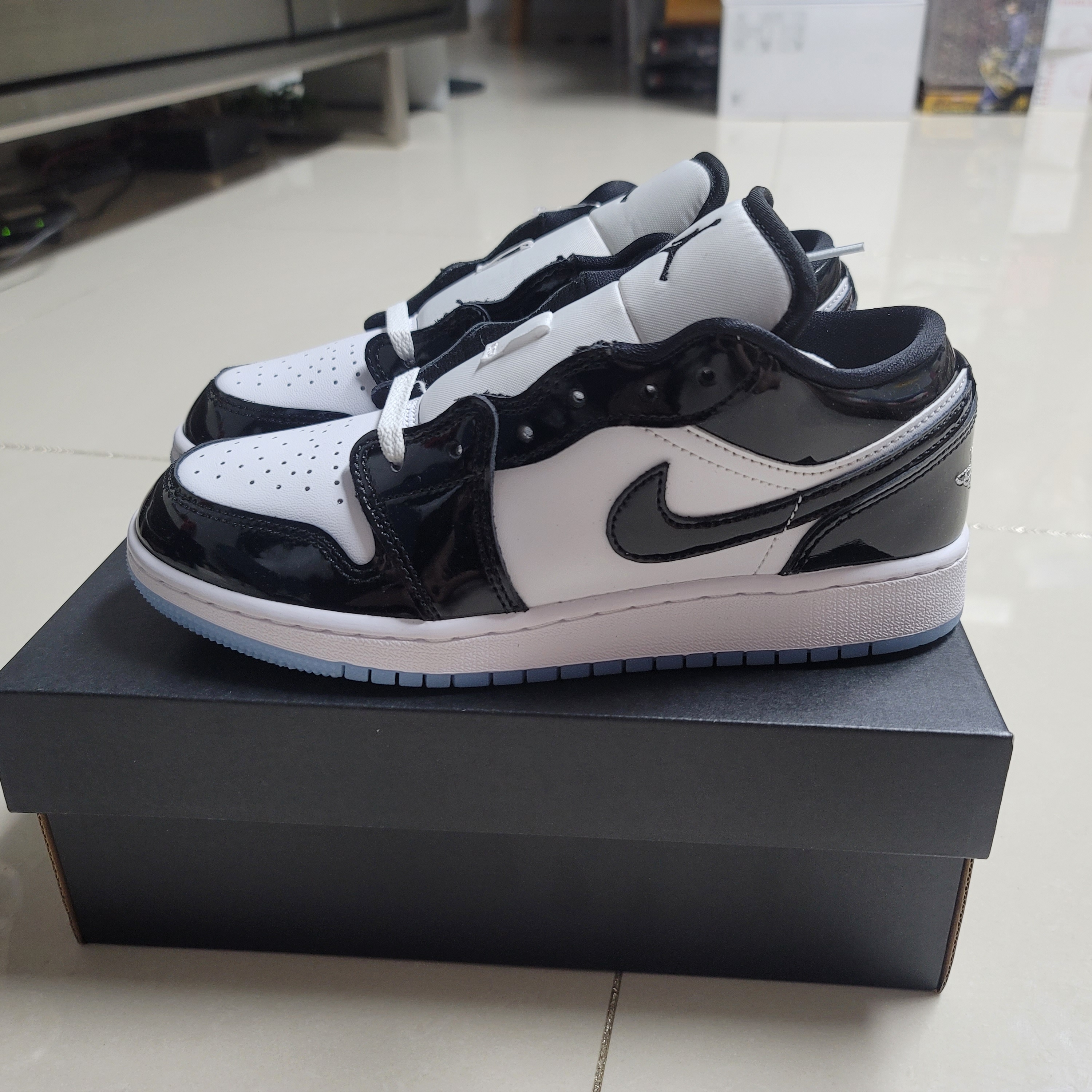 (GS) Jordan 1 Low SE Concord 착용 스타일 - 2