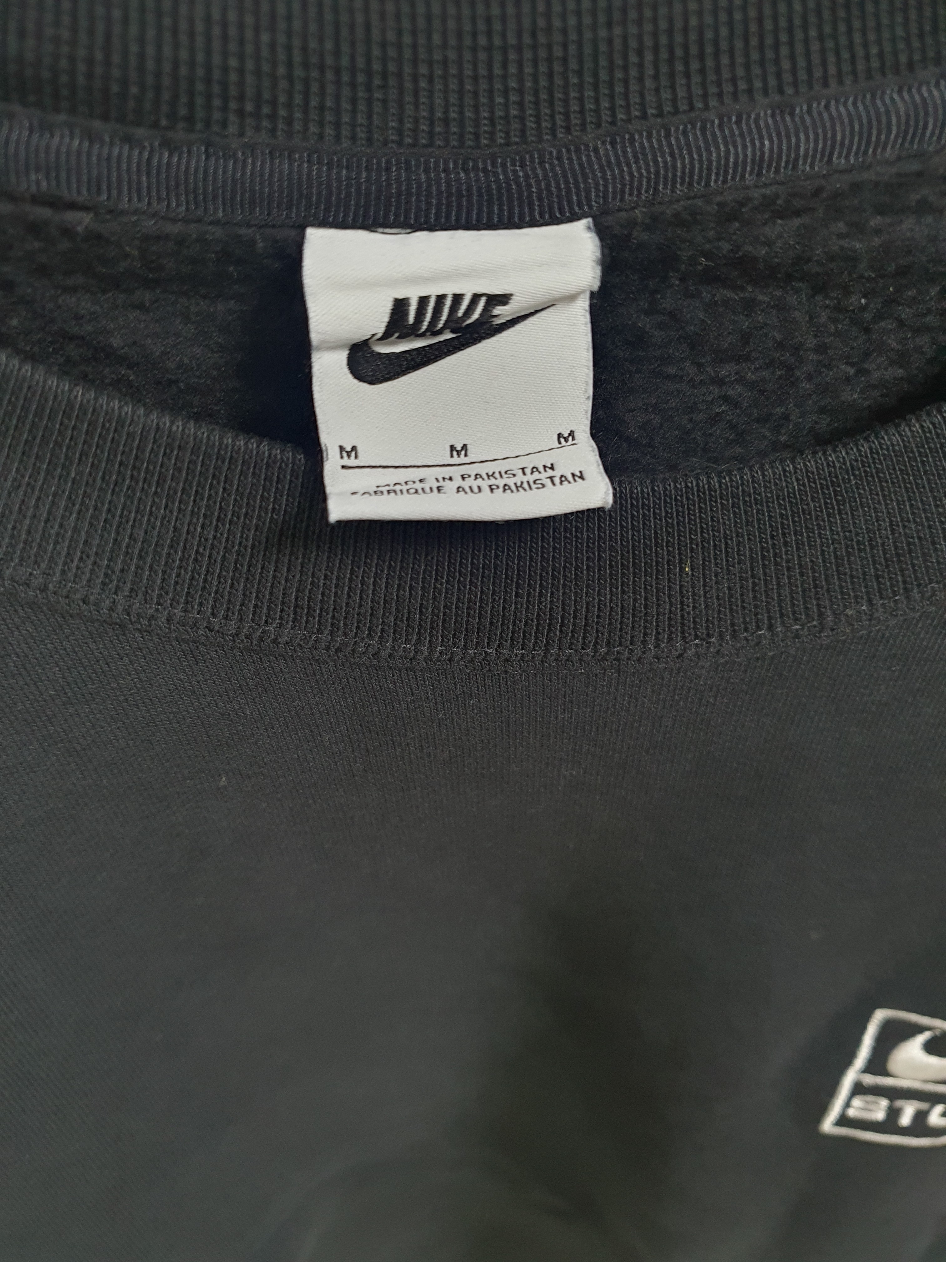 Nike x Stussy NRG Washed Fleece Crewneck Black (DO5310-010) 착용 스타일 - 4