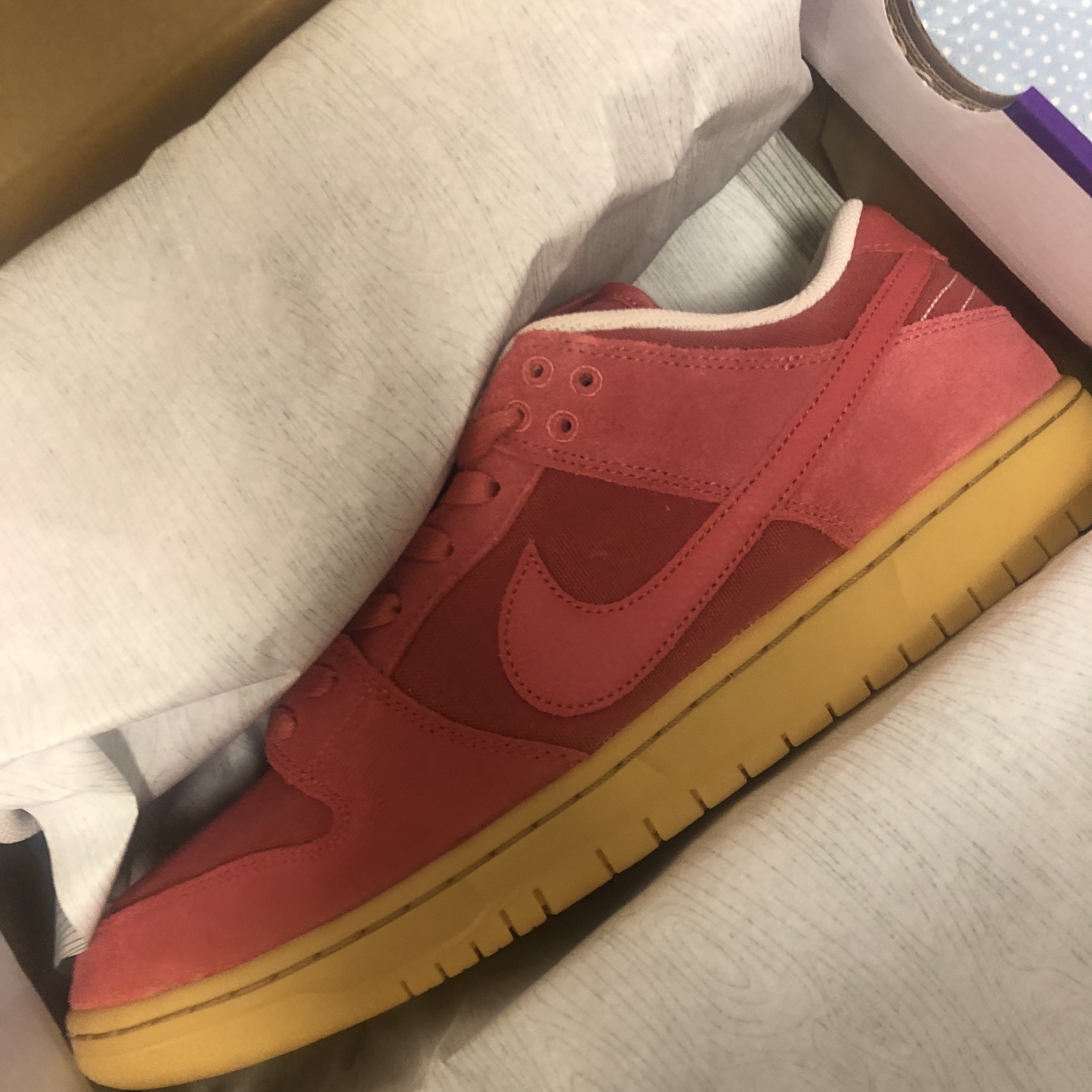 Nike SB Dunk Low Adobe 착용 스타일 - 1