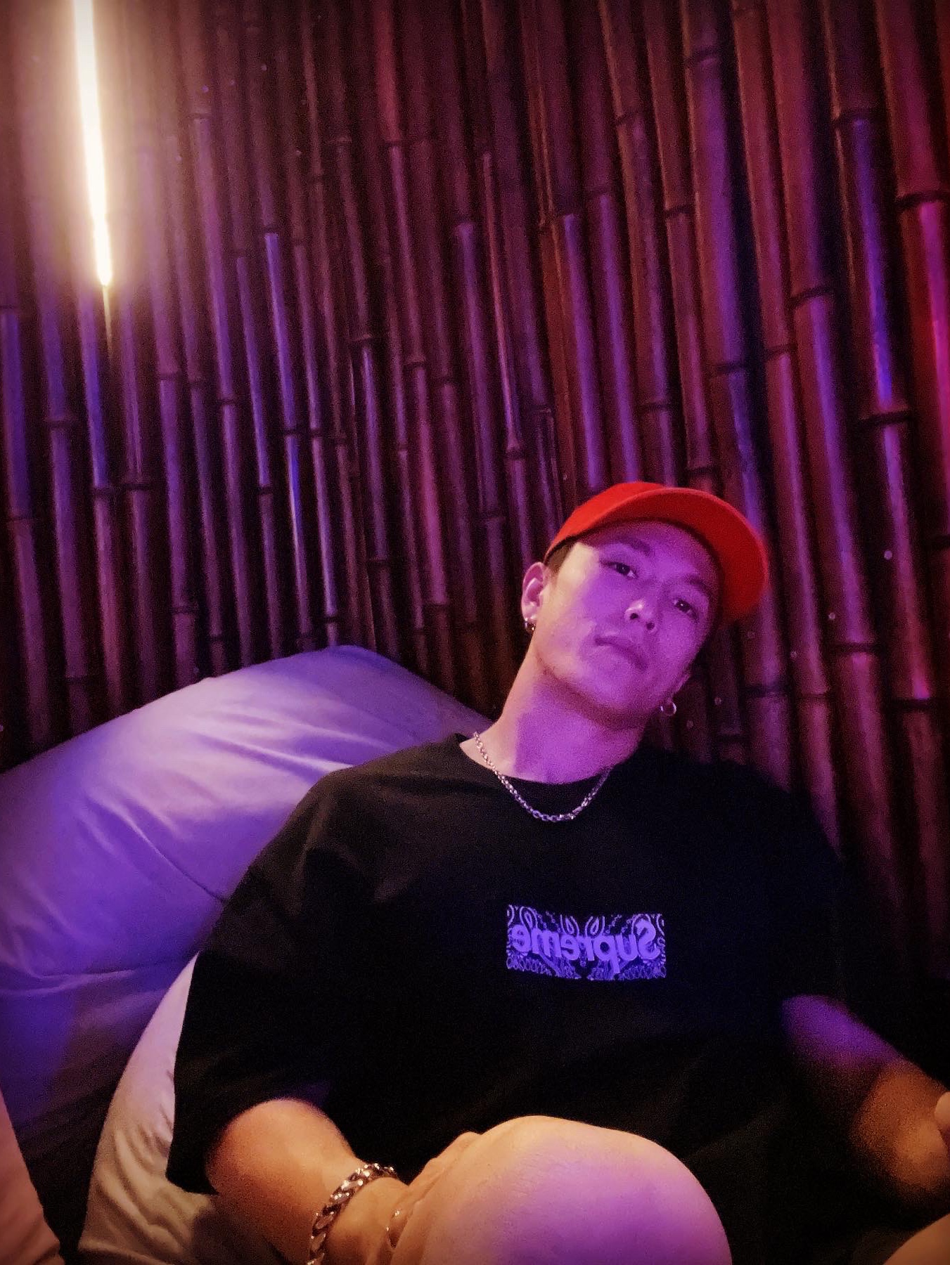 Supreme Bandana Box Logo T-Shirt Black - 19FW 착용 스타일 - 1