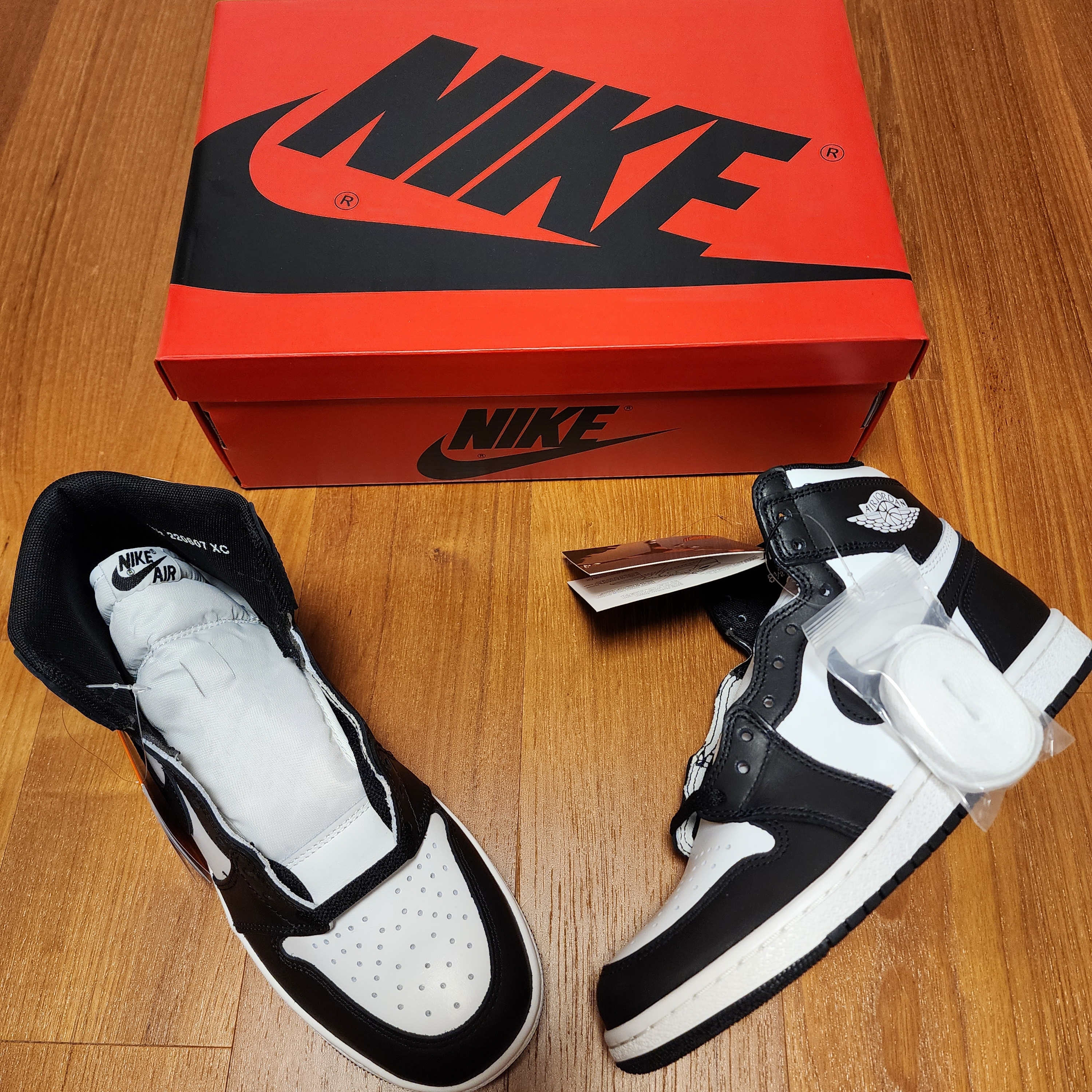 Jordan 1 High 85 Black White 착용 스타일 - 2