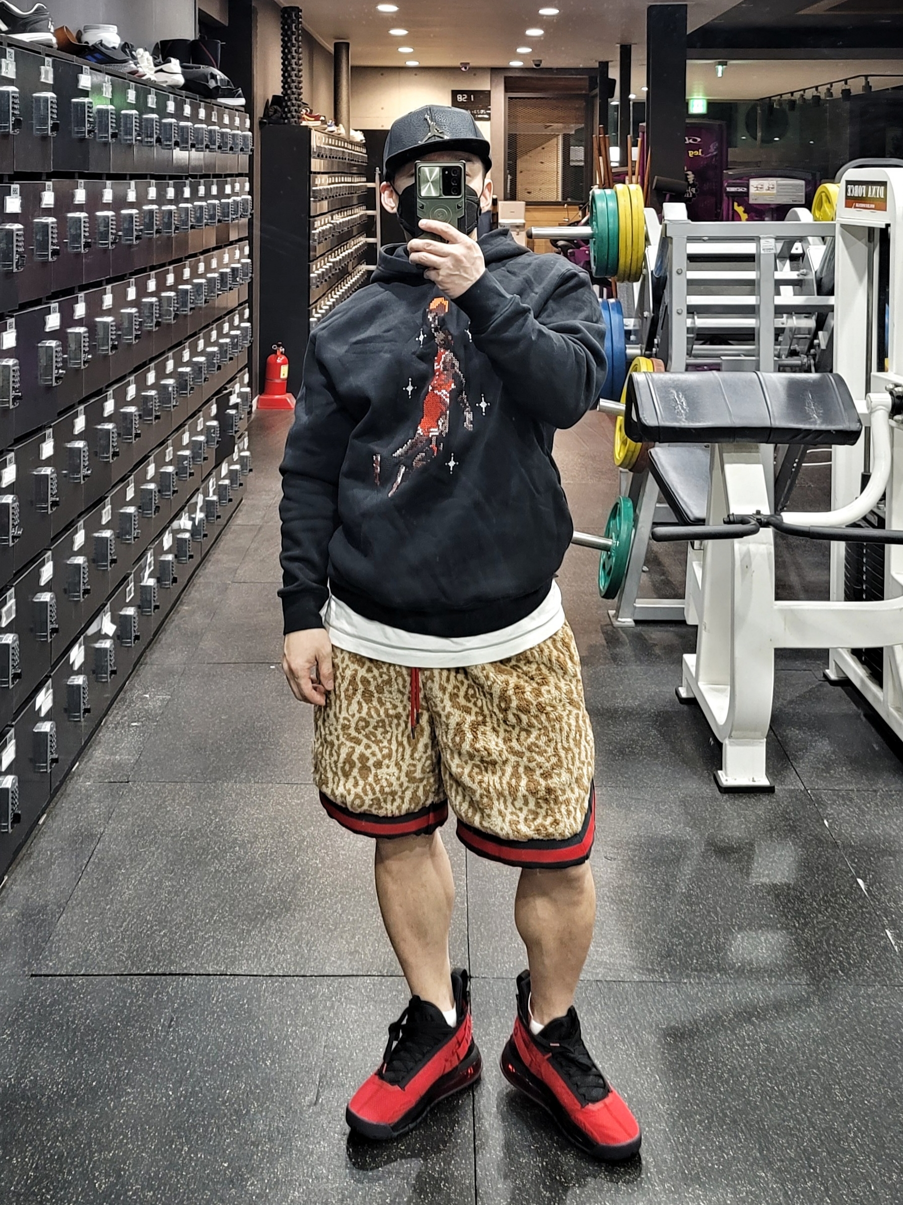 Jordan Proto Max 720 Gym Red Black 착용 스타일 - 1