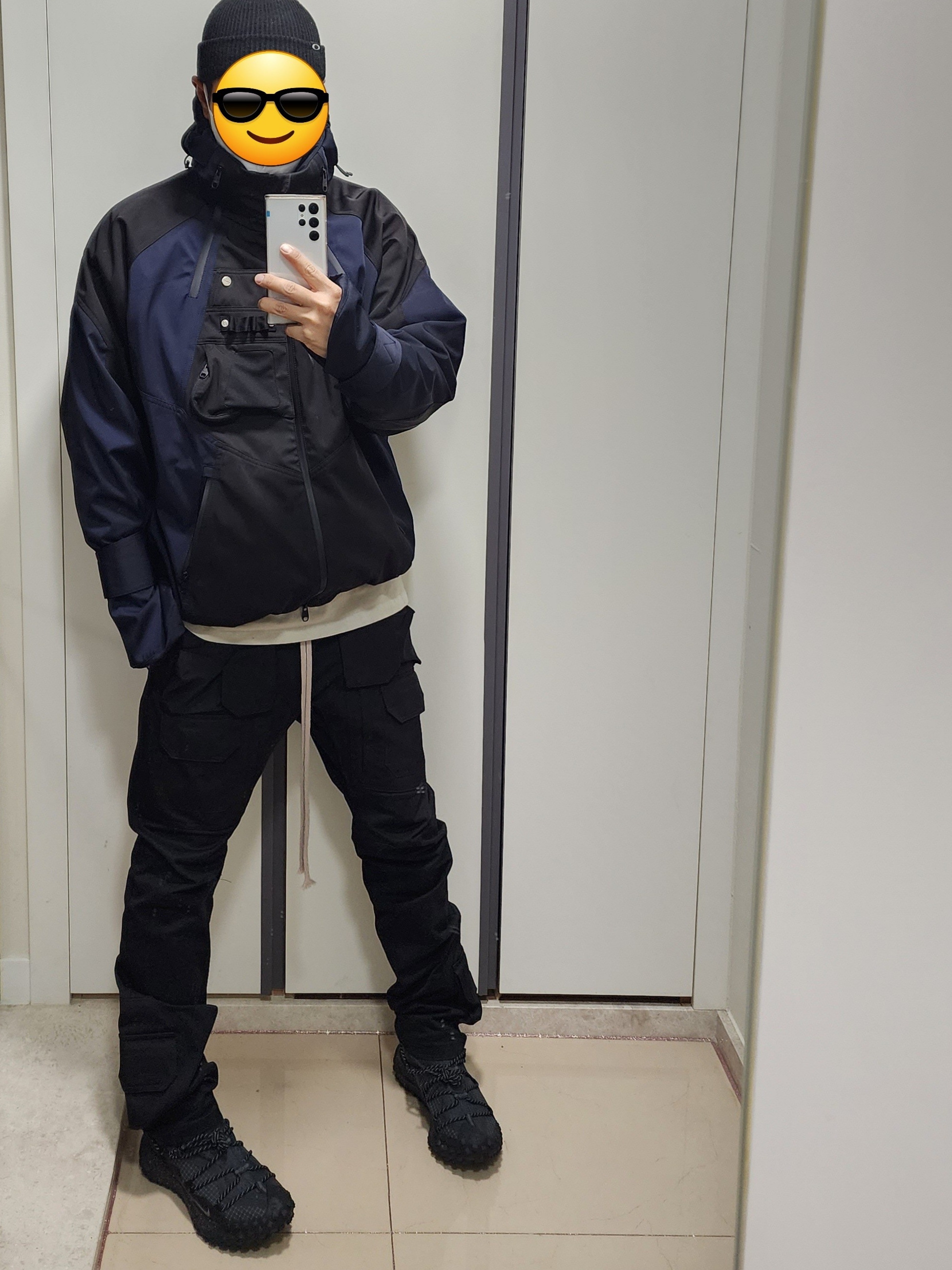 Undermycar Kame Multi Zip Turtle Shell Parka After Midnight - 22FW, Nike ACG Mountain Fly Low Gore-Tex SE Dark Smoke Grey 착용 스타일 - 1