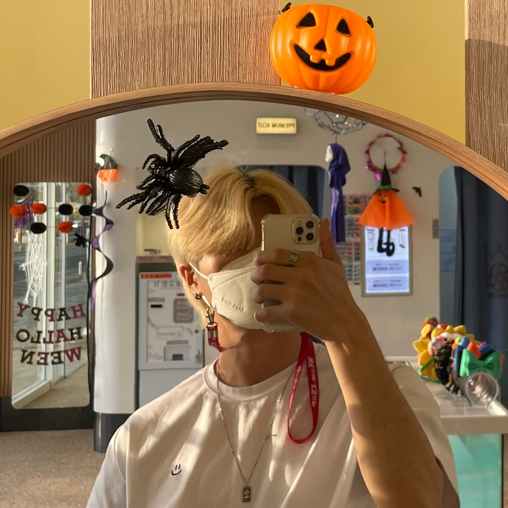 KREAM 프로필 이미지