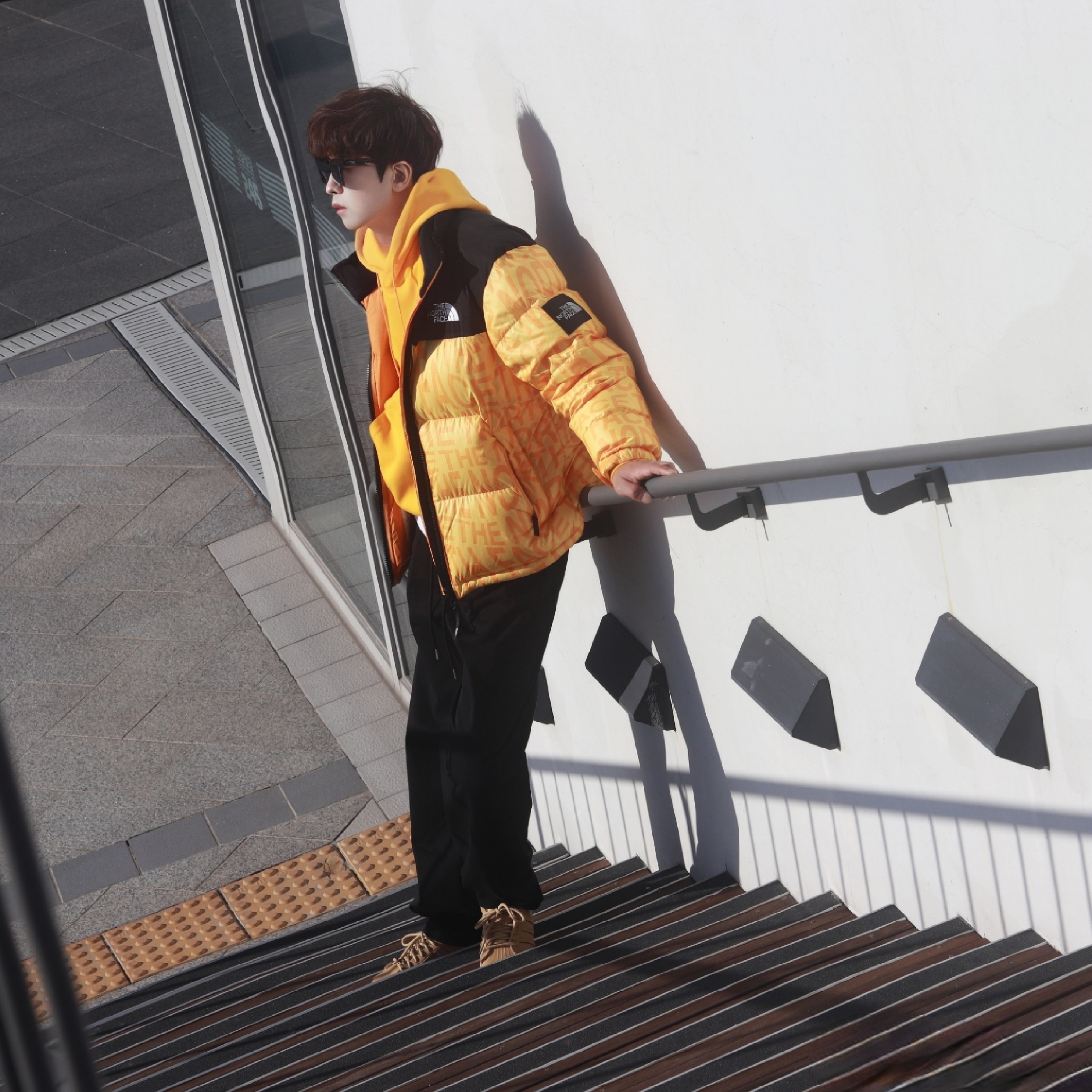 The North Face White Label Novelty Nuptse Down Jacket P Yellow, Adidas Superstar Golden Beige 착용 스타일 - 1
