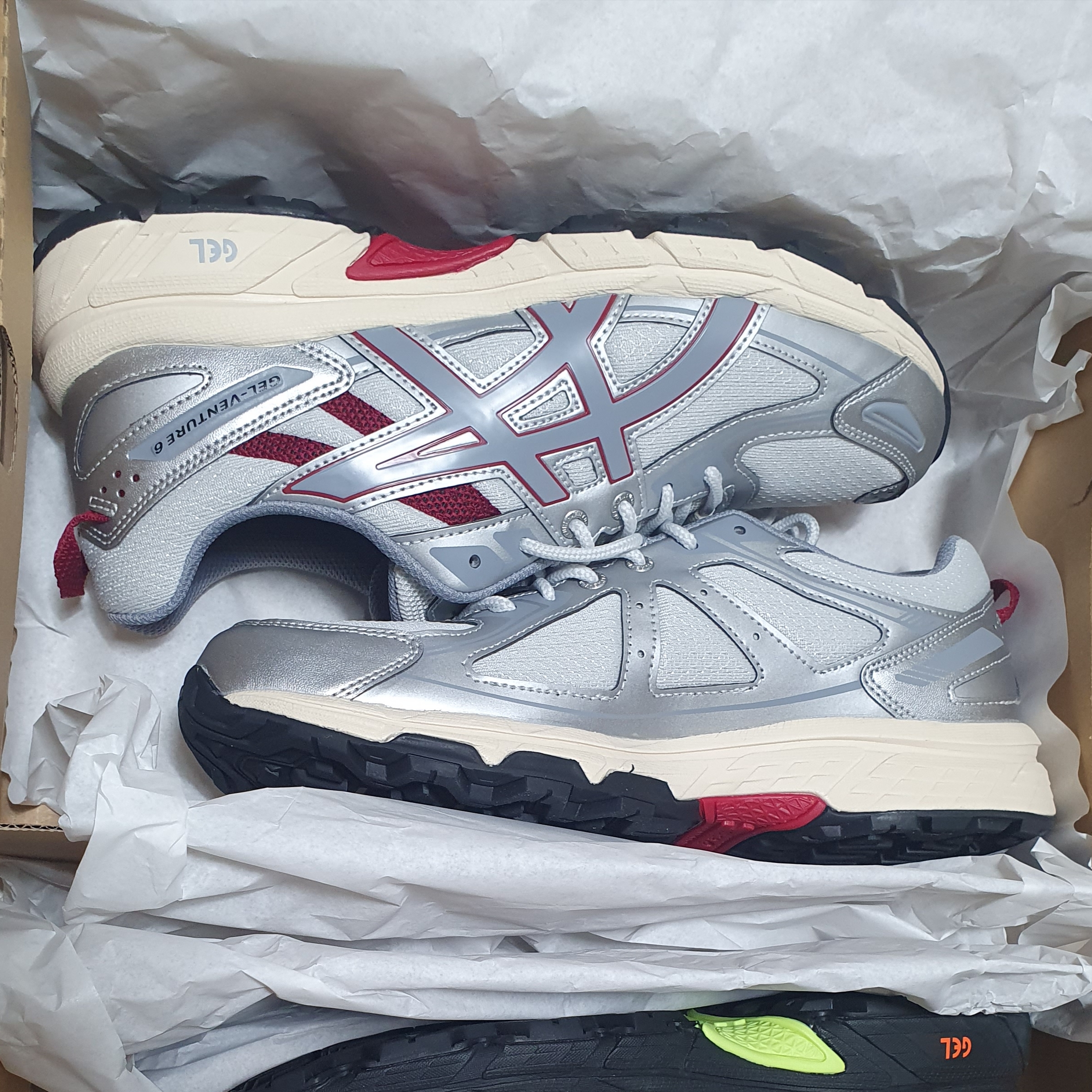 (W) Asics Gel-Venture 6 Glacier Grey Sheet Rock 착용 스타일