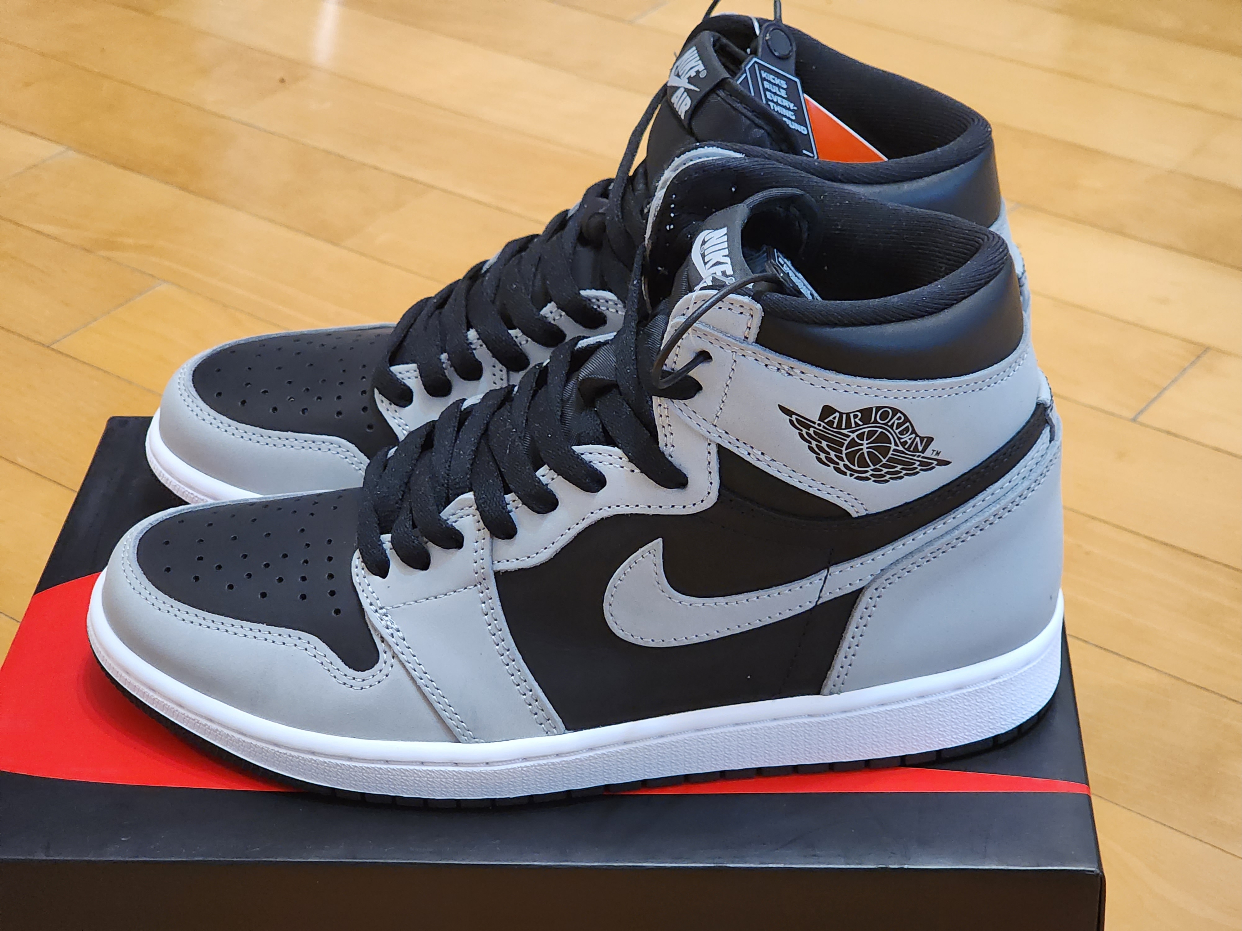 Jordan 1 Retro High OG Shadow 2.0 착용 스타일 - 3