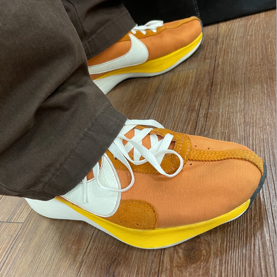 Nike Moon Racer Monarch 착용 스타일