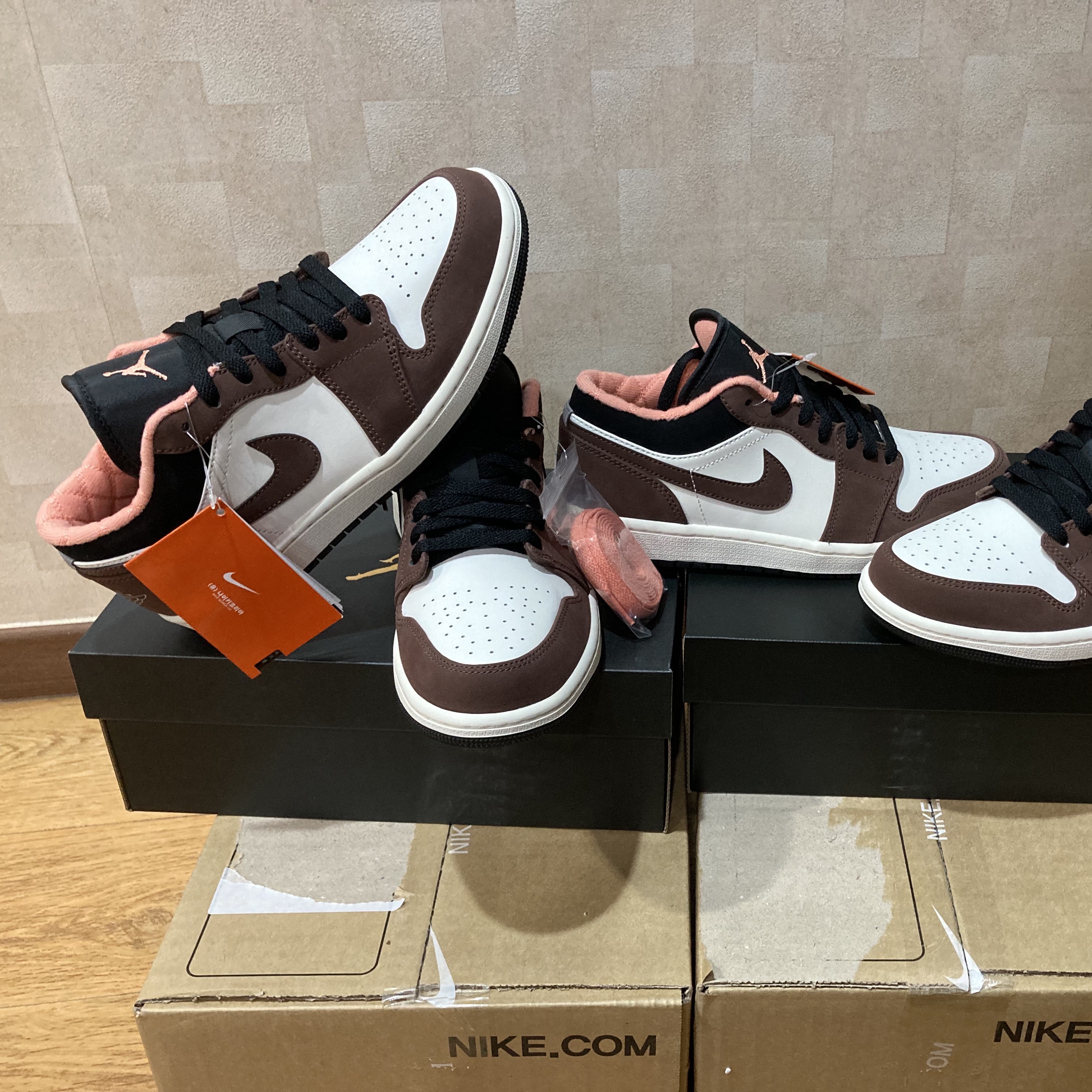 Jordan 1 Low SE Chocolate Bliss 착용 스타일
