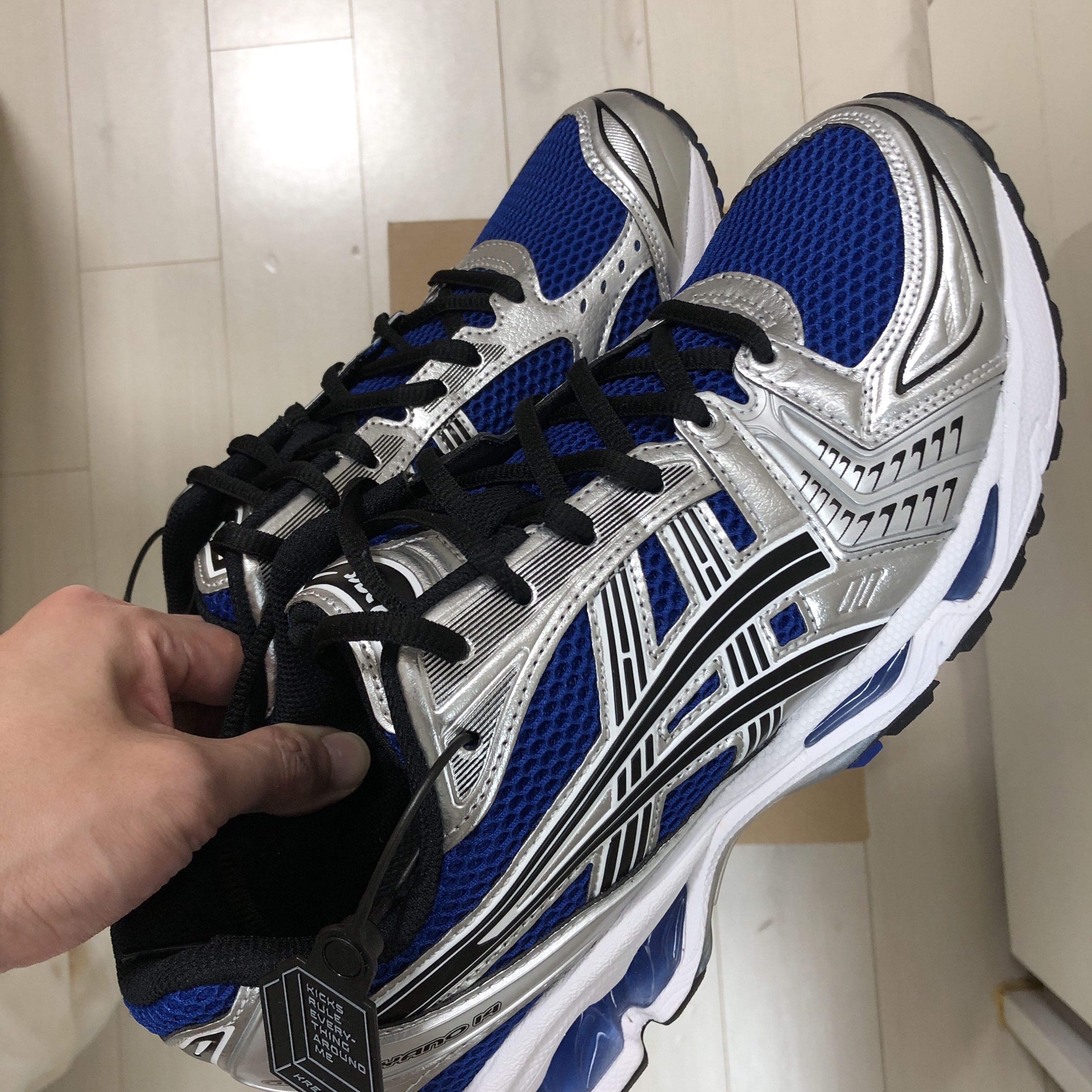 Asics Gel-Kayano 14 Monaco Blue Black 착용 스타일