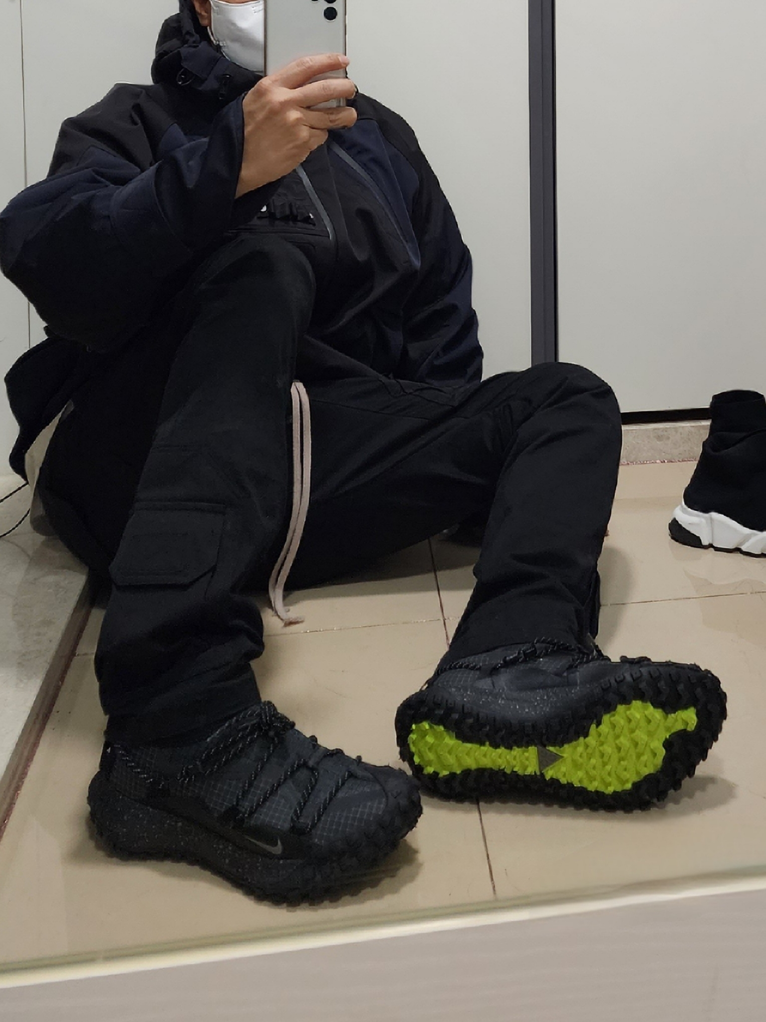 Undermycar Kame Multi Zip Turtle Shell Parka After Midnight - 22FW, Nike ACG Mountain Fly Low Gore-Tex SE Dark Smoke Grey 착용 스타일 - 4