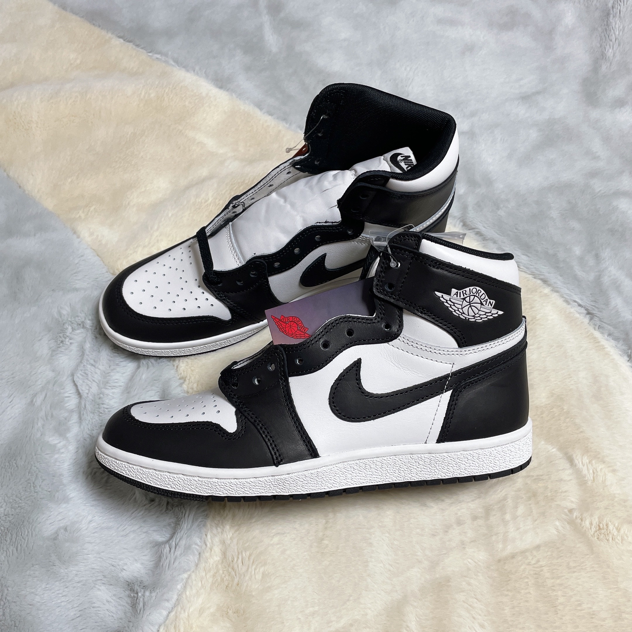 Jordan 1 High 85 Black White 착용 스타일 - 2