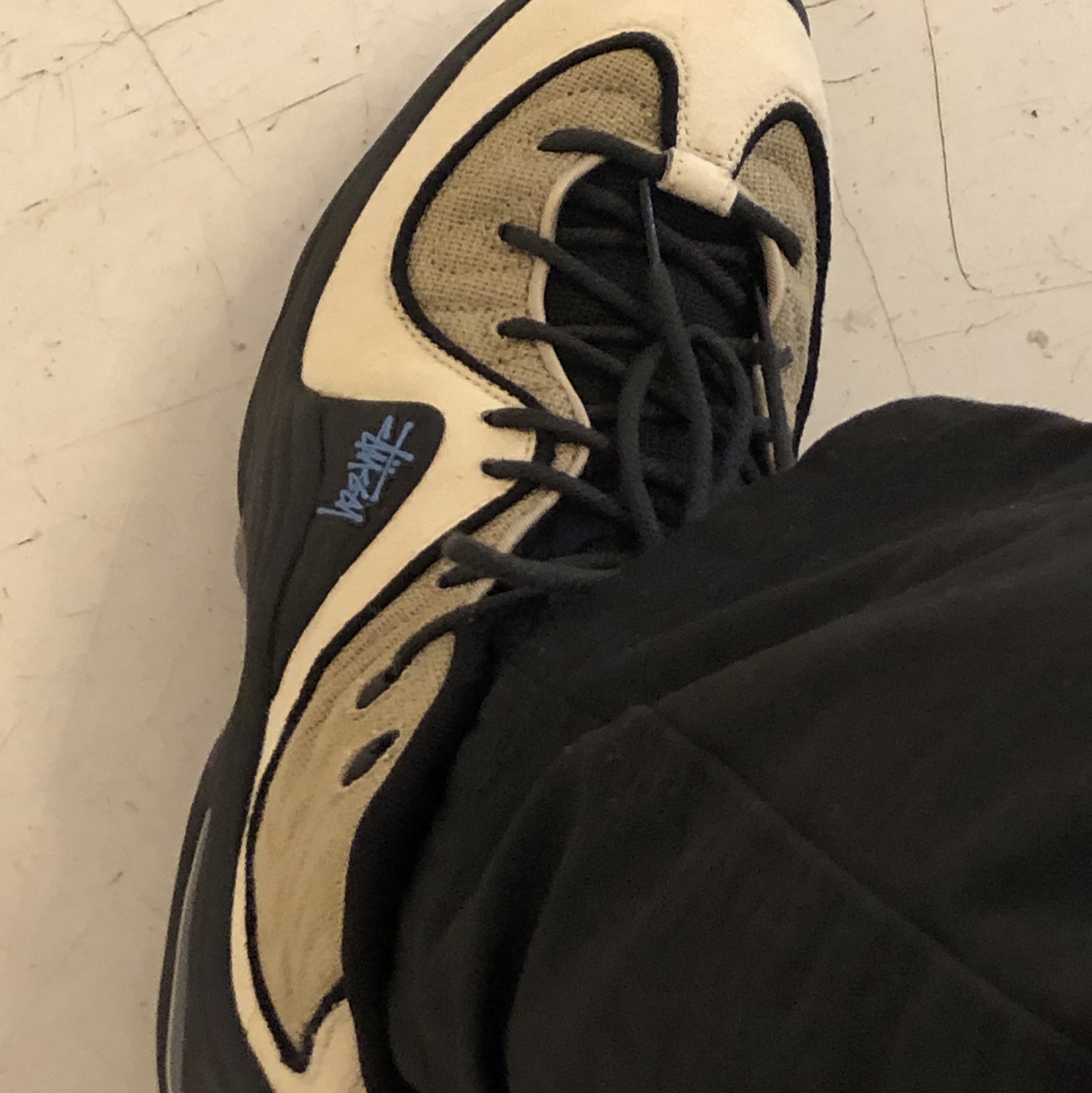 Nike x Stussy Air Penny II Rattan and Limestone 착용 스타일