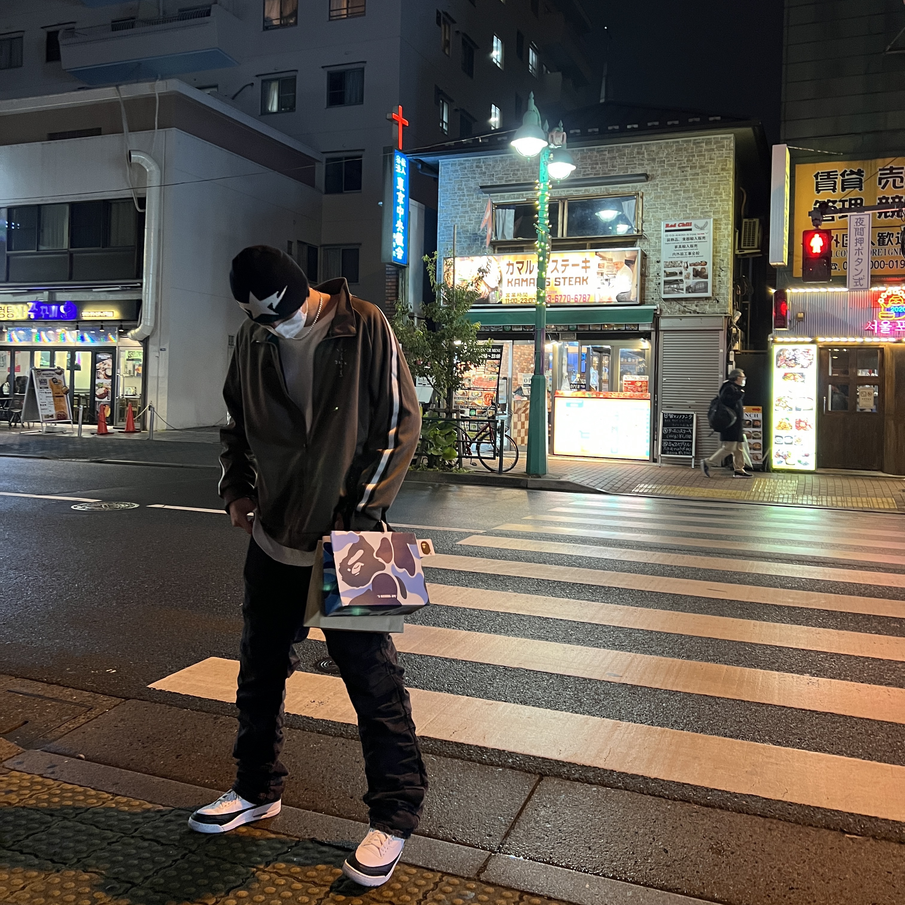 Jordan x Travis Scott MJ Track Jacket, Jordan 3 x Fragment Retro SP White Black 착용 스타일