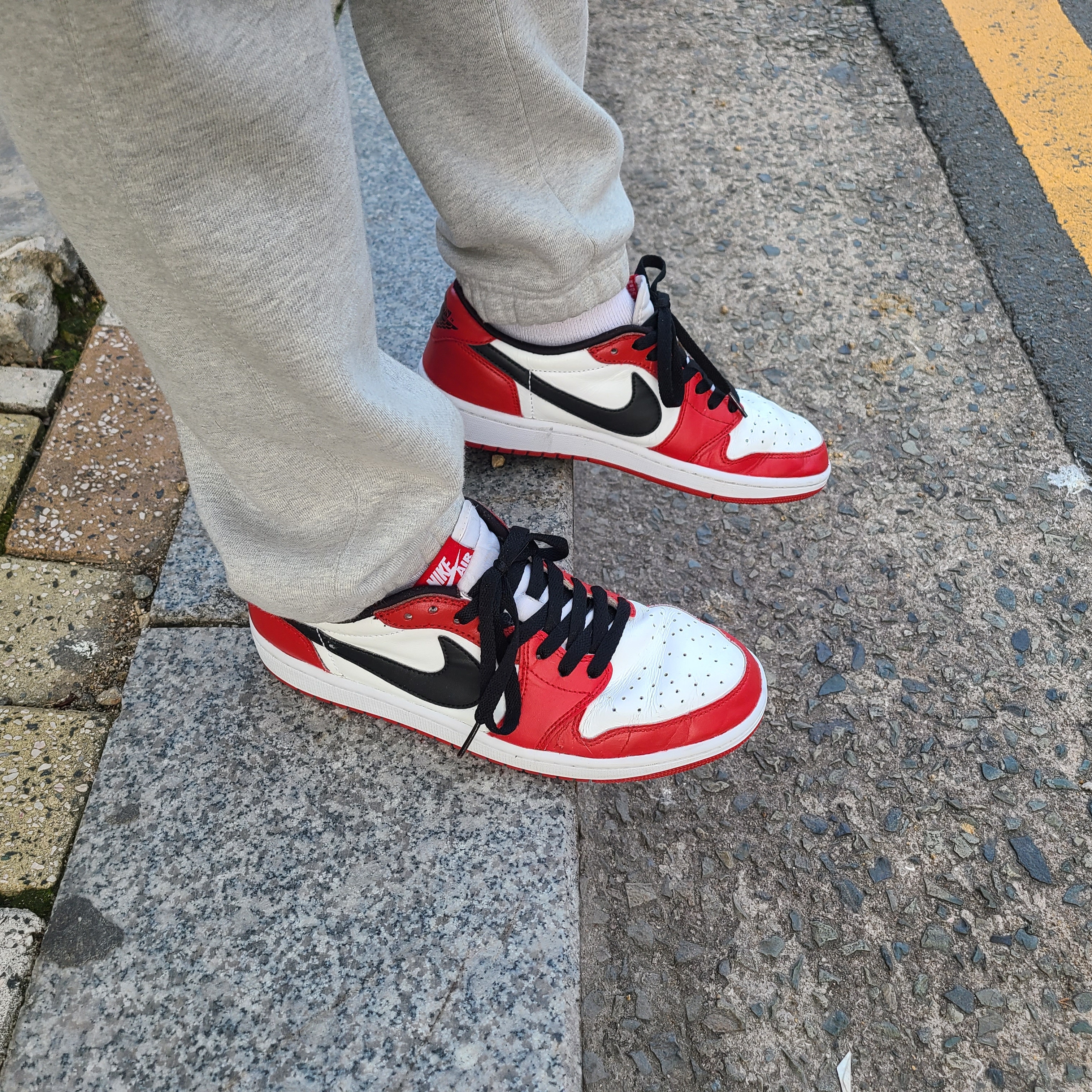 Jordan 1 Retro Low OG Chicago 2016 착용 스타일
