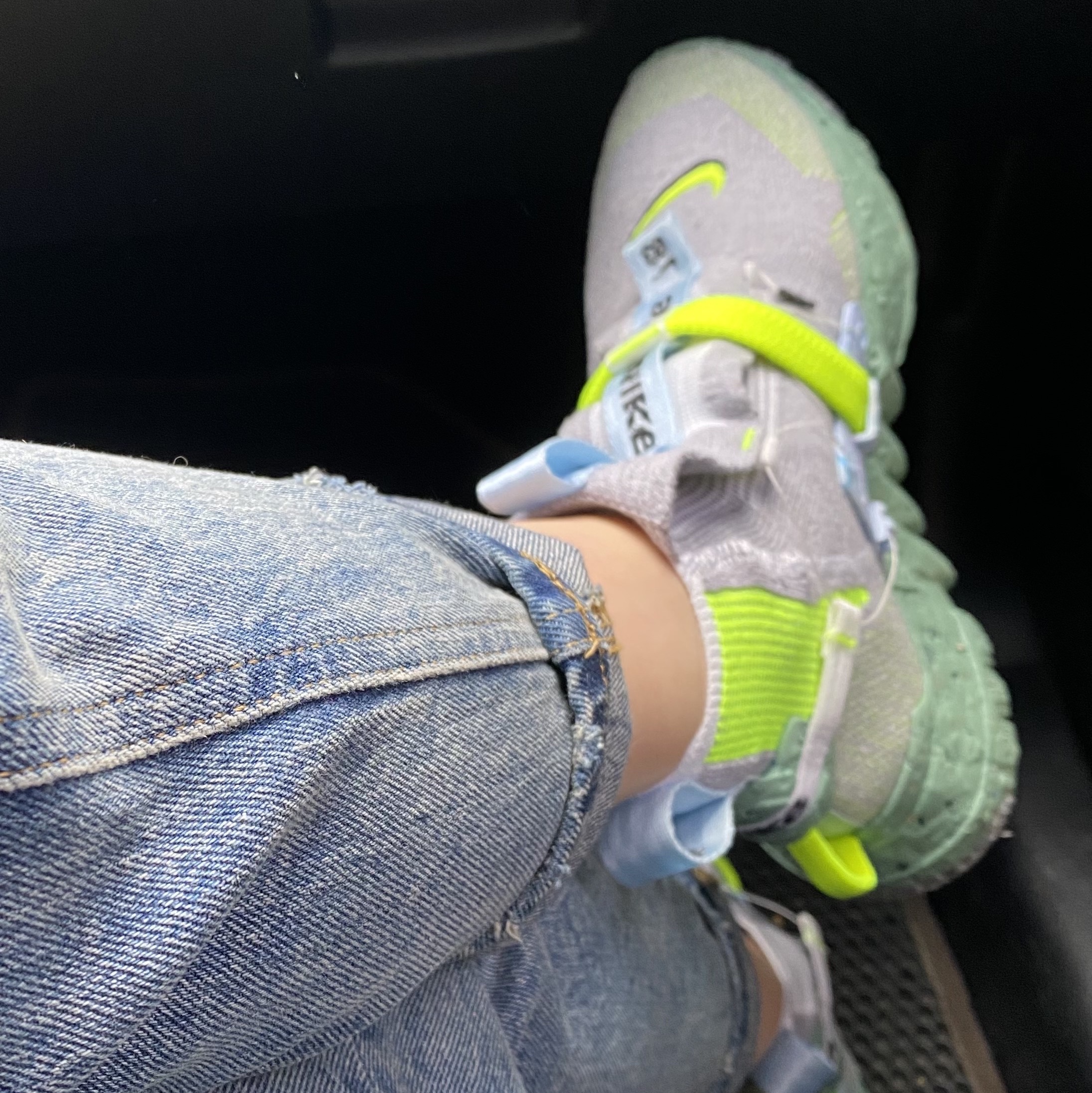 Nike Space Hippie 03 Healing Jade 착용 스타일