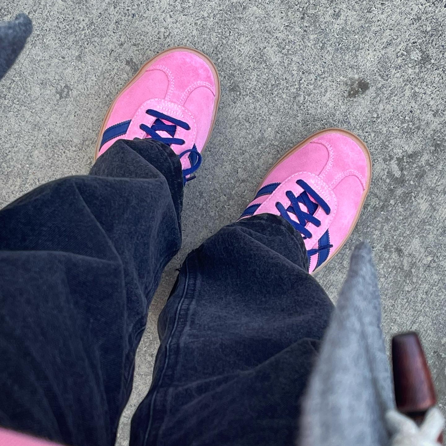 (W) Adidas Gazelle Bold Pink Glow Victory Blue 착용 스타일
