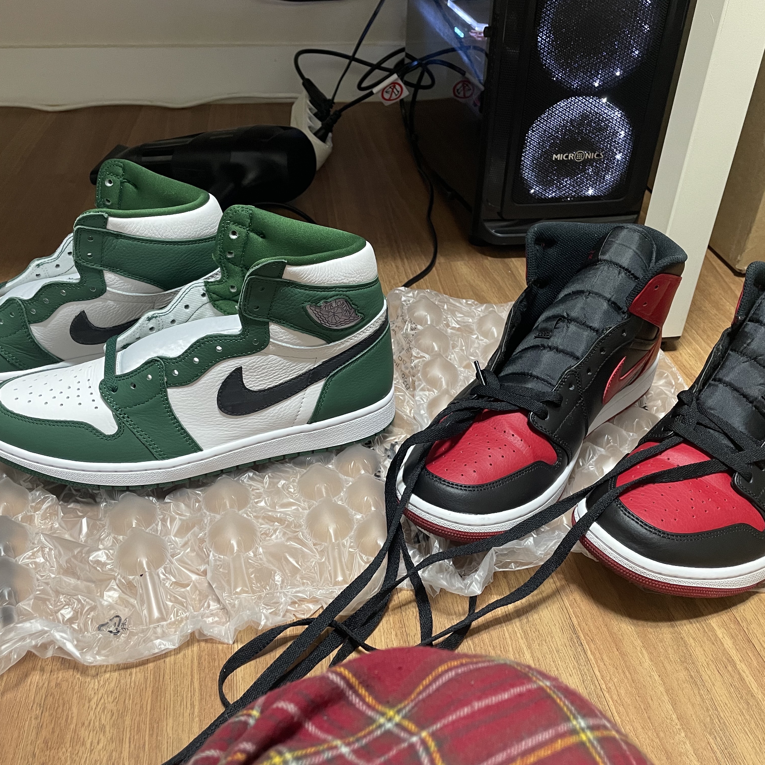 Jordan 1 Retro High OG Gorge Green, Jordan 1 Mid Bred Banned 2020 착용 스타일 - 2
