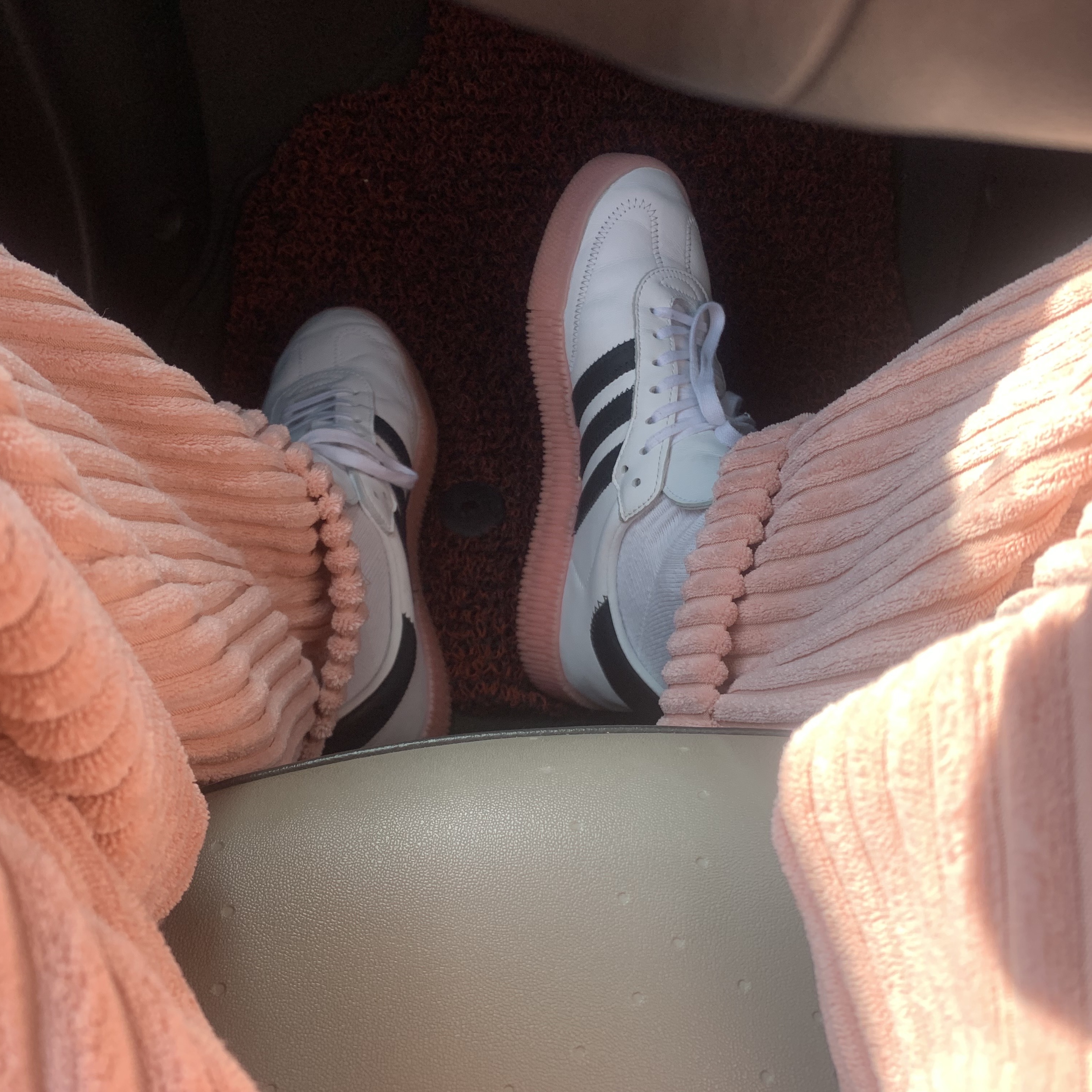 (W) Adidas Sambarose White Pink 착용 스타일 - 2