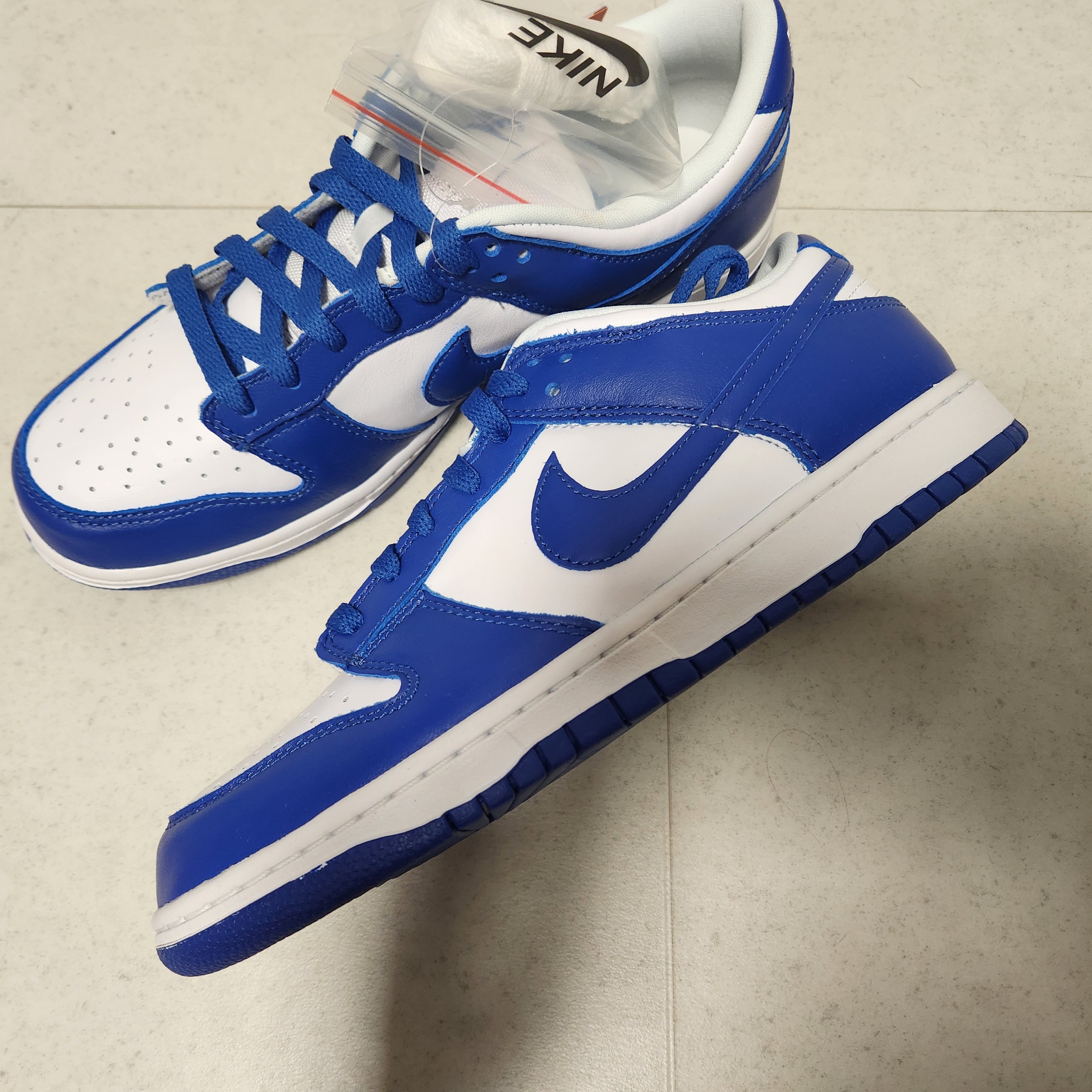 Nike Dunk Low SP Kentucky 2022 착용 스타일 - 3