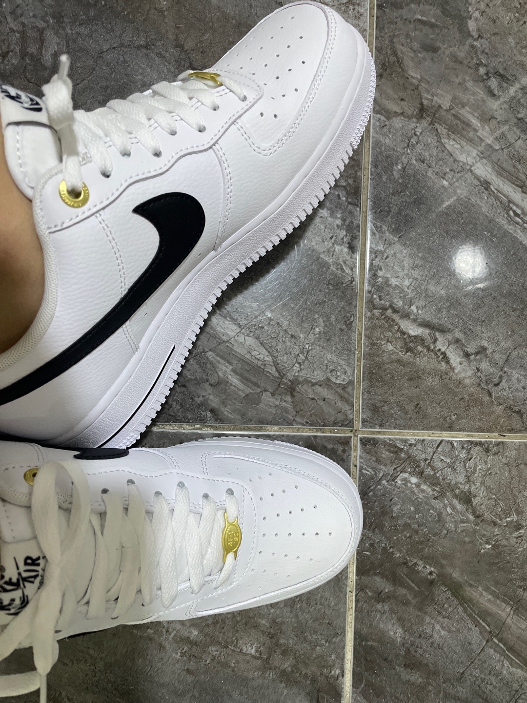 Nike Air Force 1 '07 LV8 40th Anniversary Join Forces White Black 착용 스타일
