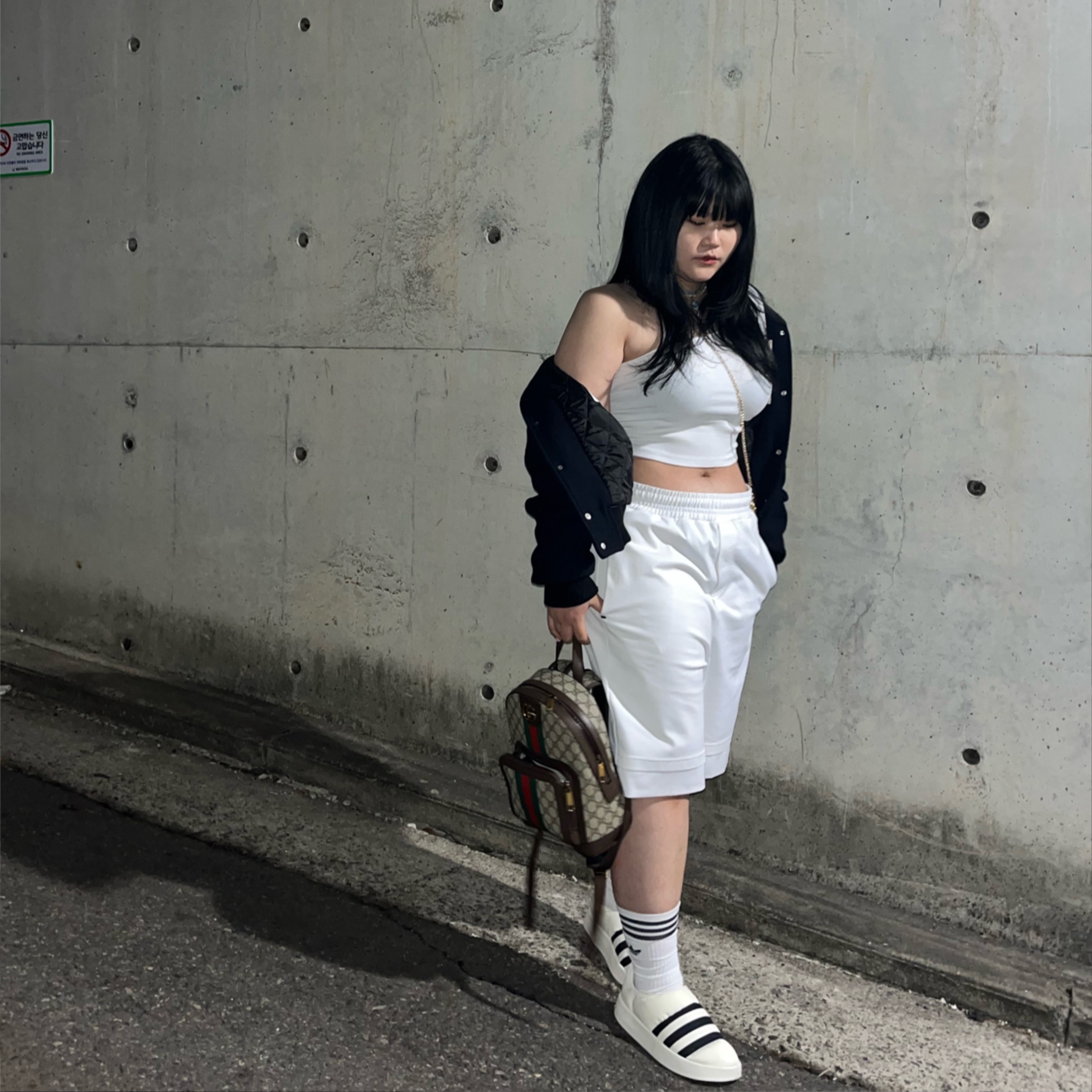 Adidas Puffylette Off White 착용 스타일 - 1