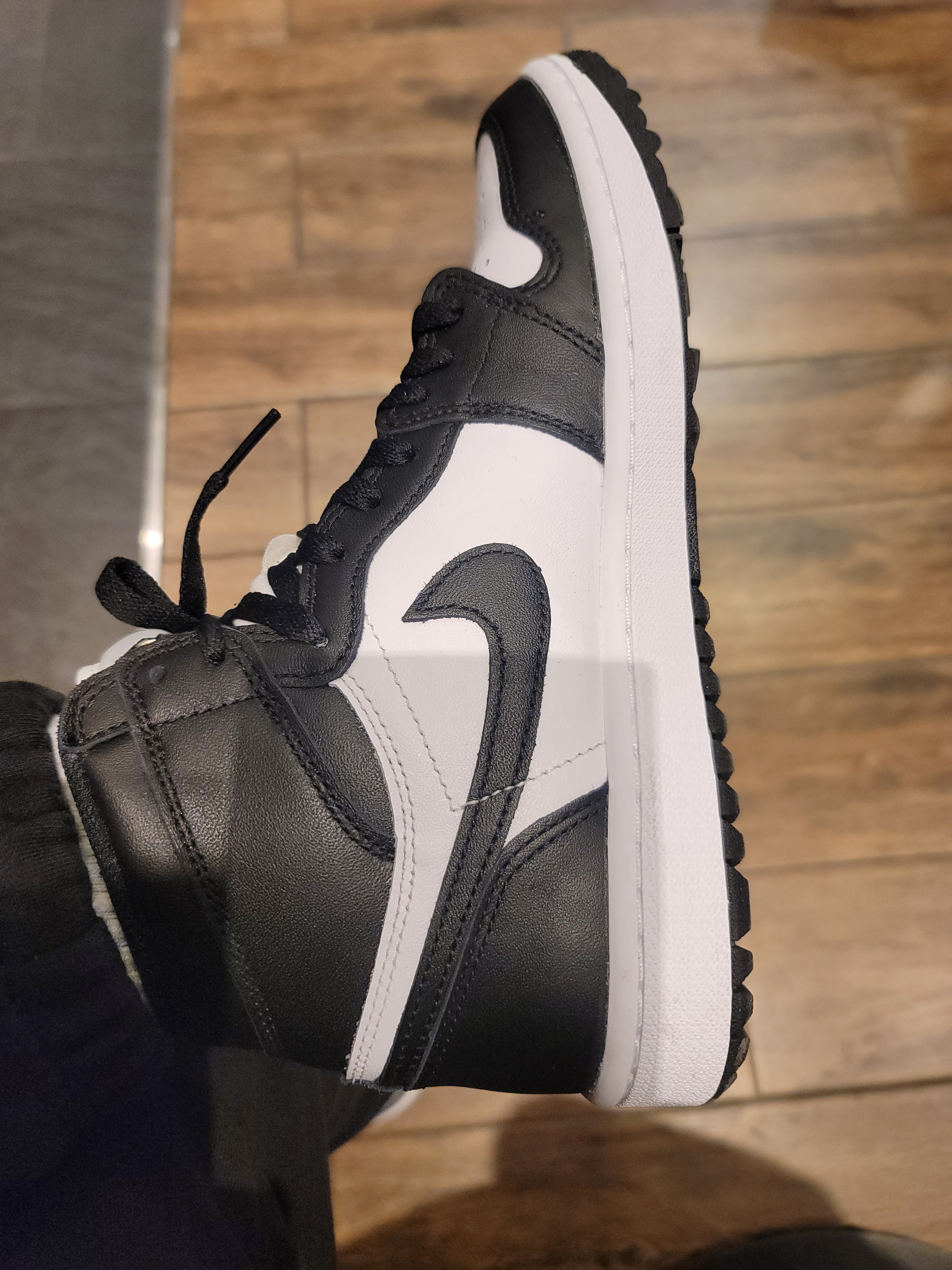 Jordan 1 High Golf White Black 착용 스타일