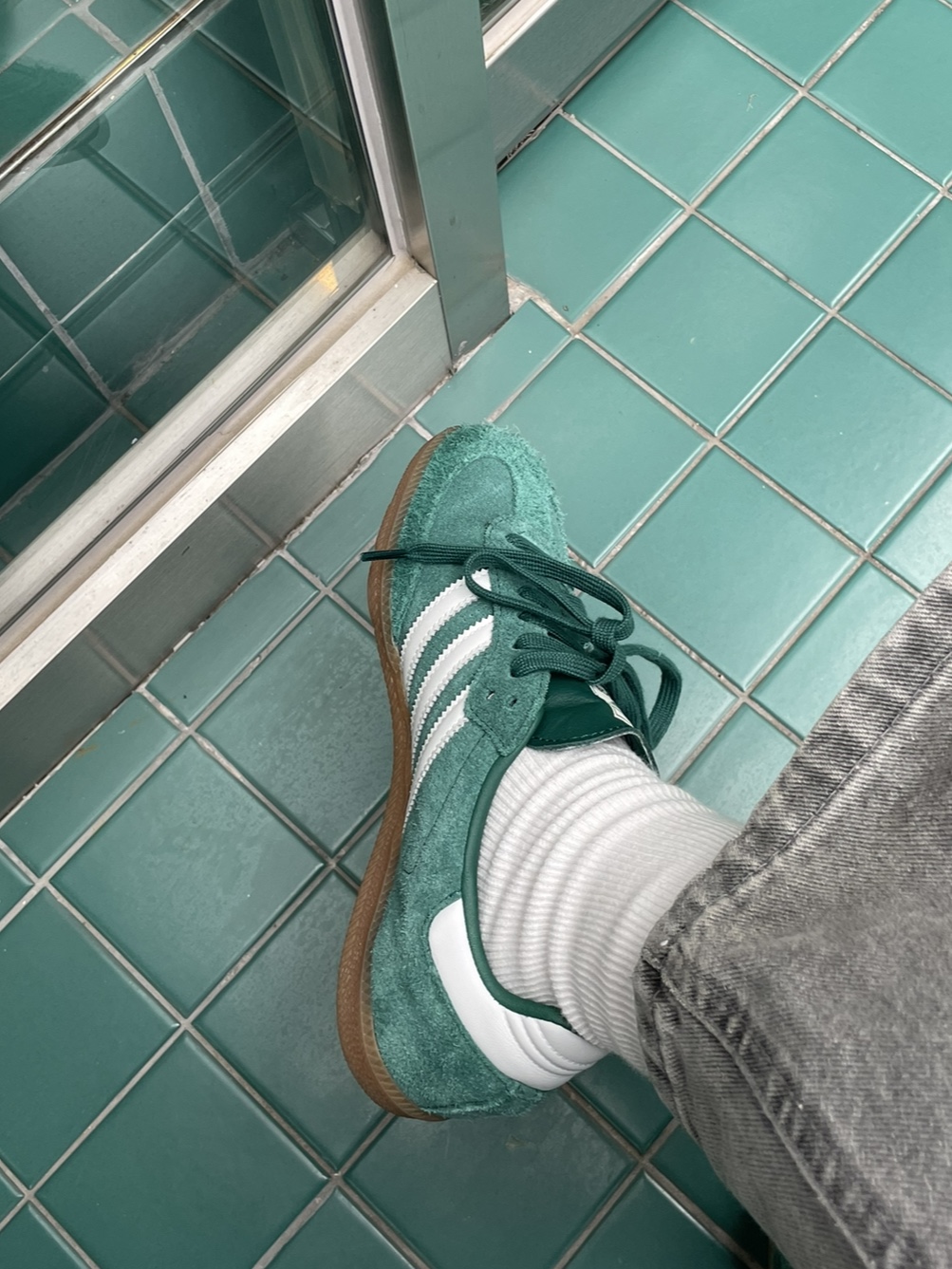 Adidas Samba OG Collegiate Green 착용 스타일 - 1