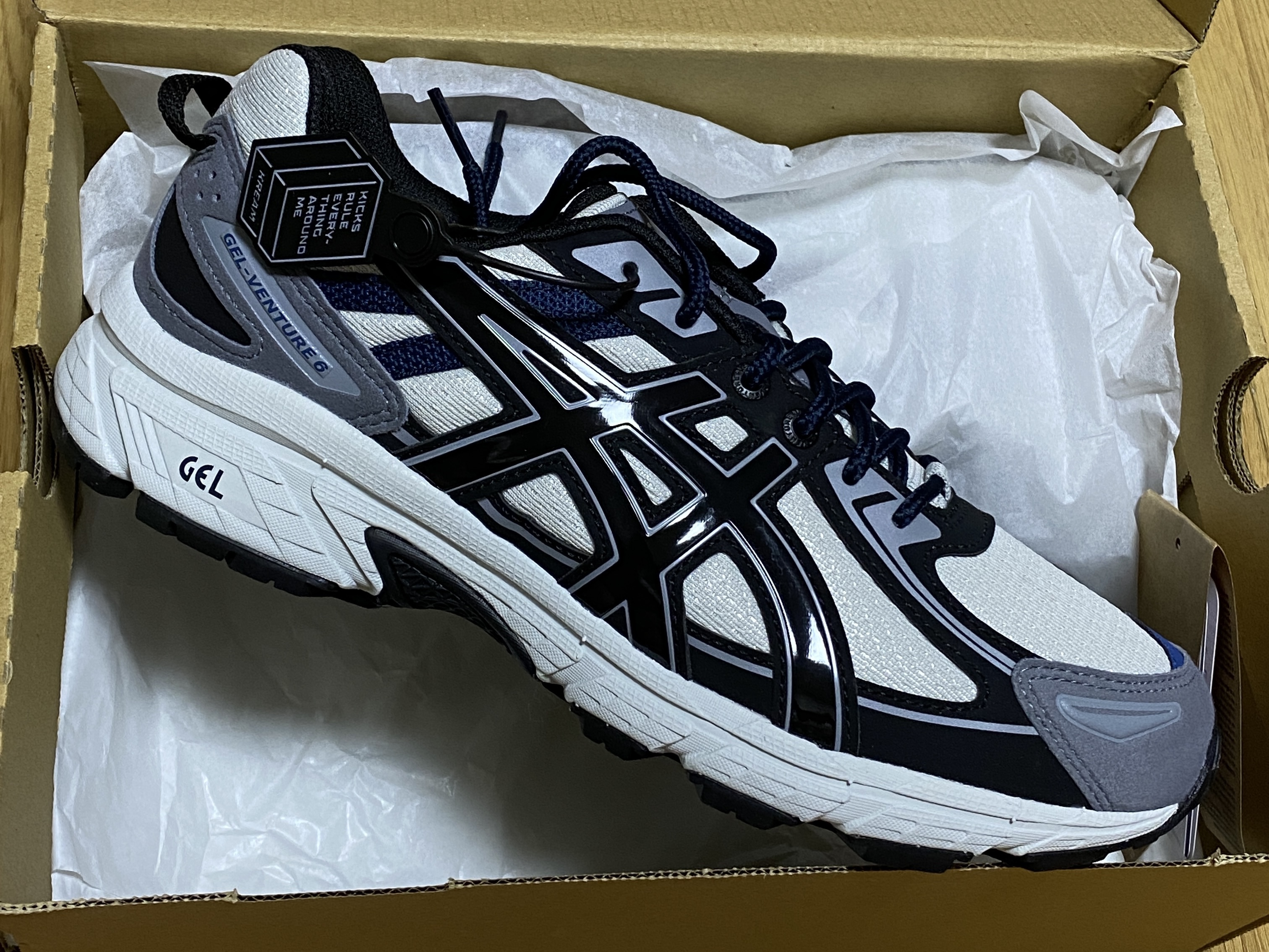 Asics Gel-Venture 6 SPS Glacier Grey 착용 스타일