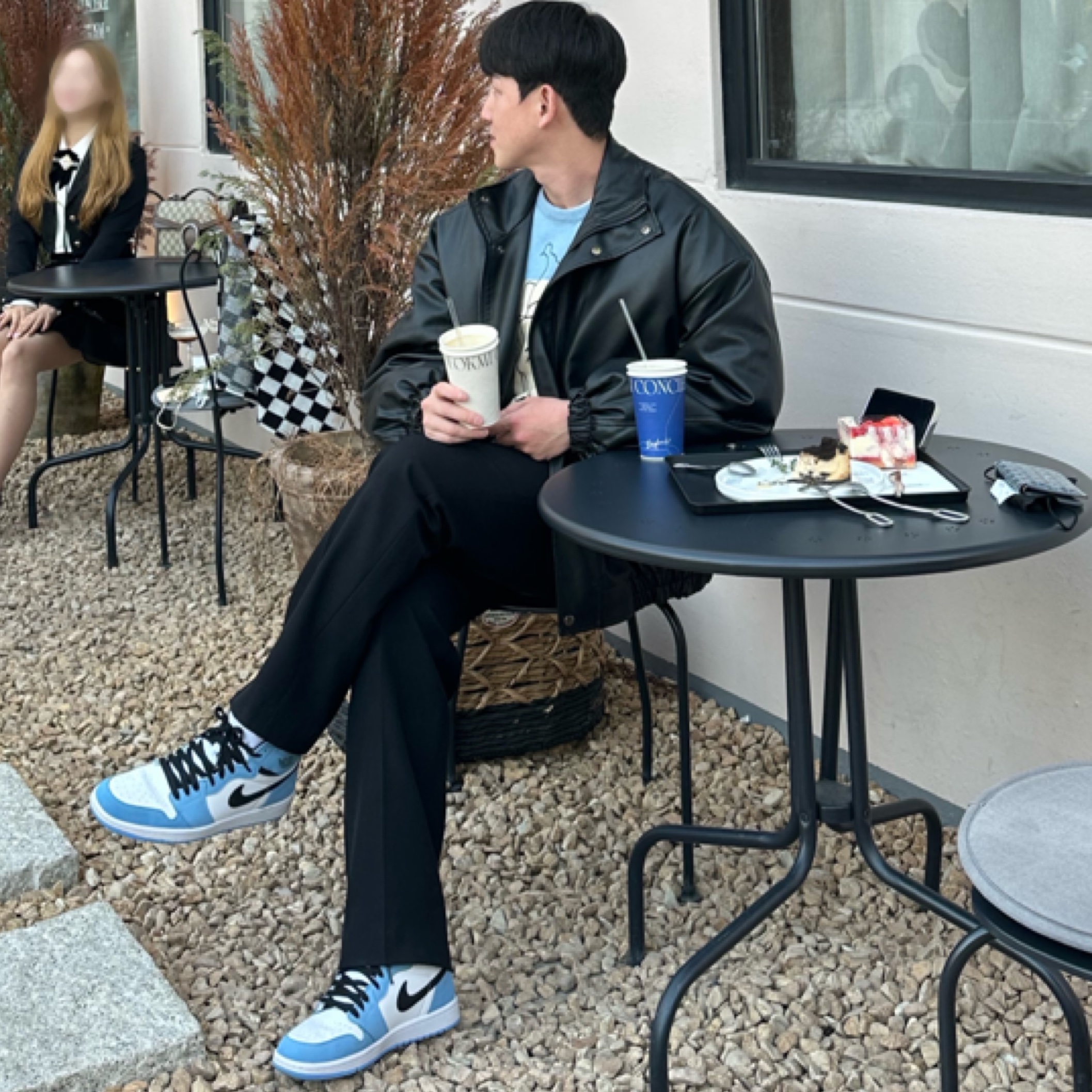 Jordan 1 Retro High OG University Blue 착용 스타일