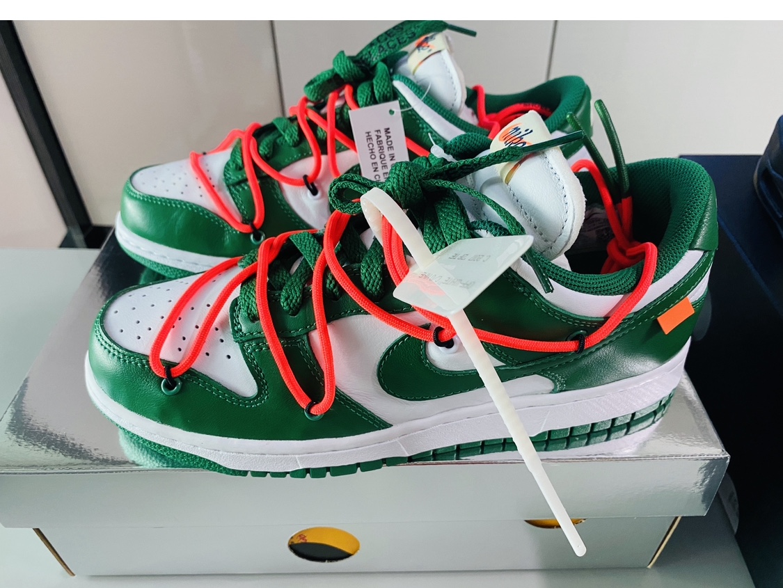Nike x Off-White Dunk Low Pine Green 착용 스타일