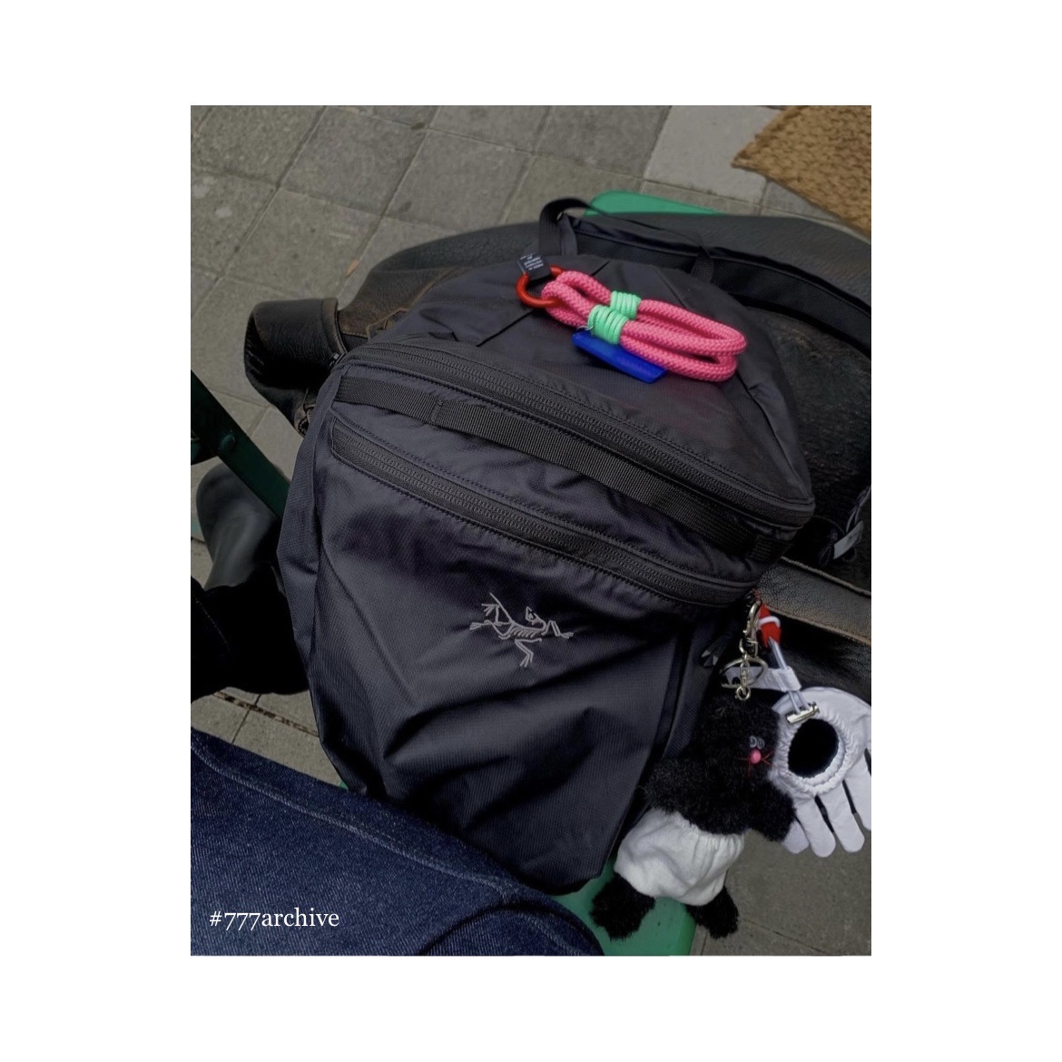 Arc'teryx Heliad 15 Backpack Black 착용 스타일 - 2