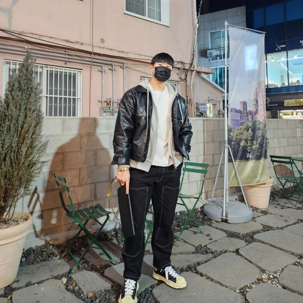 Maison Mihara Yasuhiro Blakey VL OG Sole Canvas Low-top Sneakers Black 착용 스타일