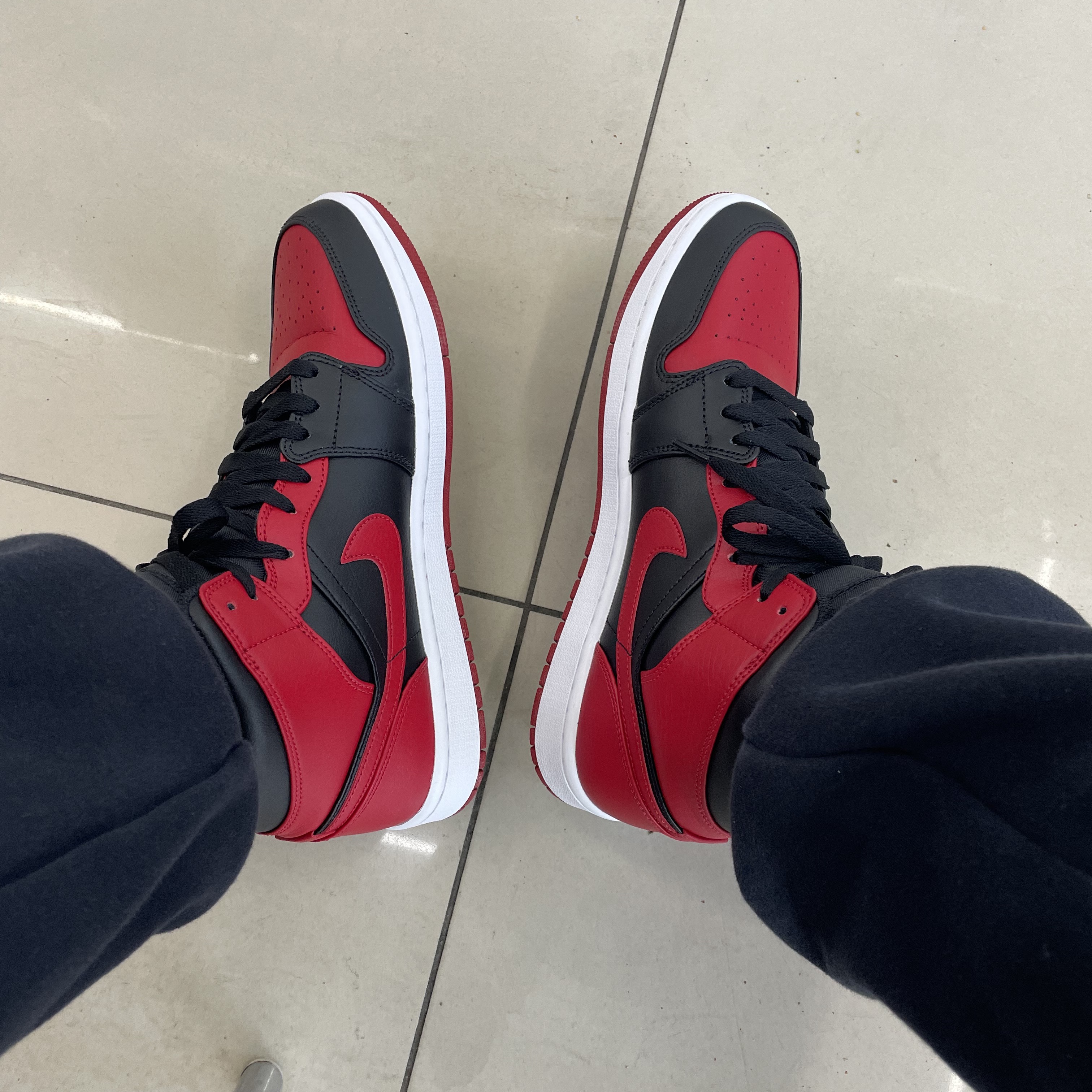 Jordan 1 Mid Bred Banned 2020 착용 스타일