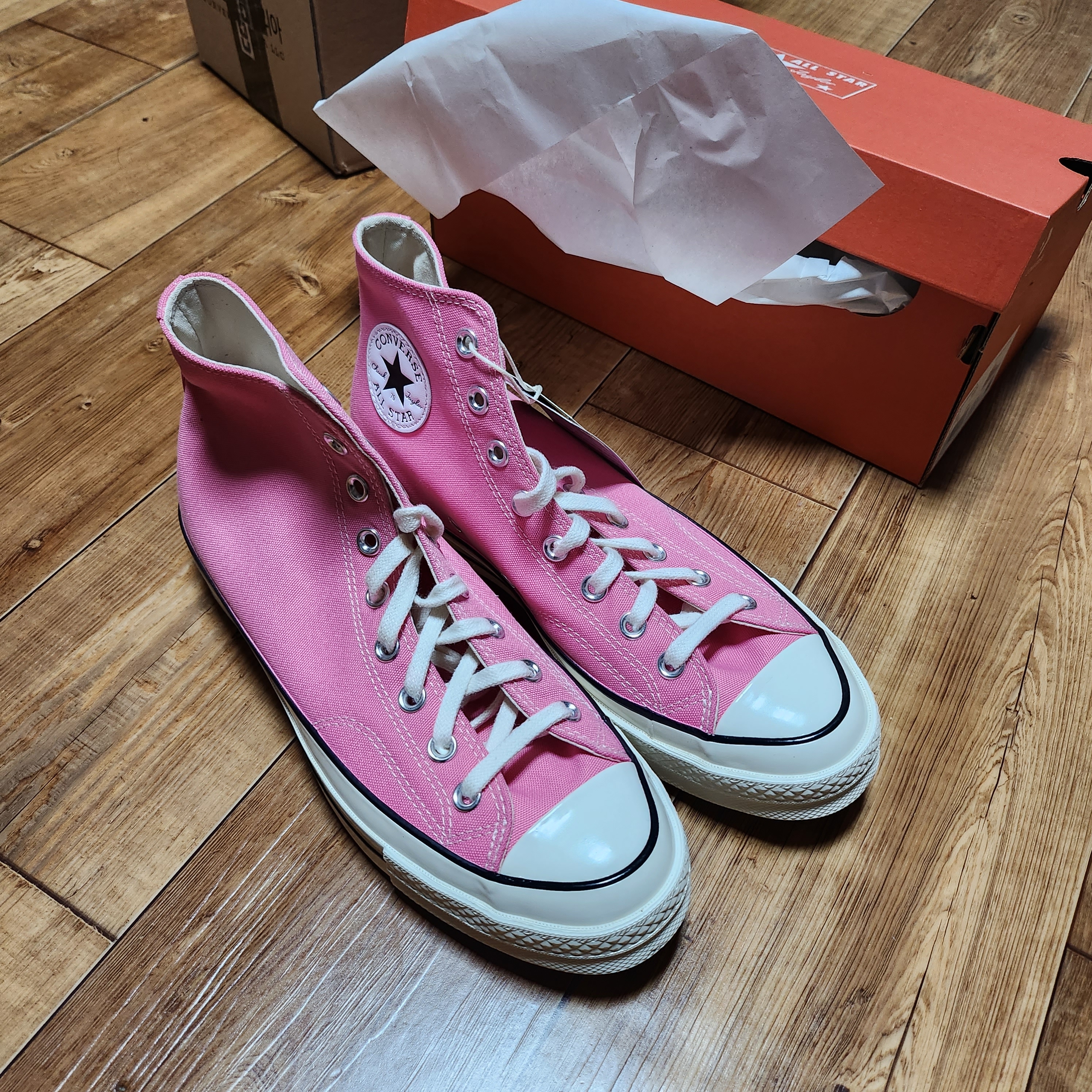 Converse Chuck 70 High Vintage Canvas Pink 착용 스타일