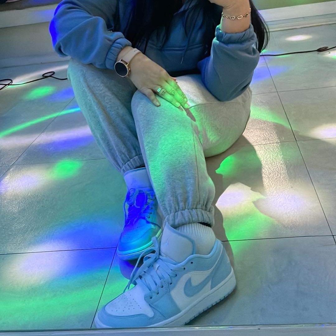 (W) Jordan 1 Low White Ice Blue 착용 스타일
