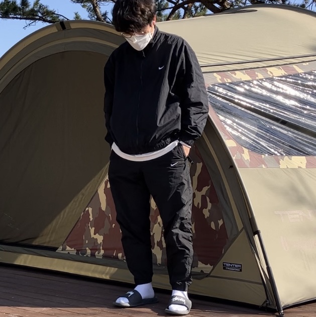 Nike NRG Solo Swoosh Woven Track Jacket Black - Asia, Nike NRG Solo Swoosh Woven Track Pants Black White - Asia 착용 스타일