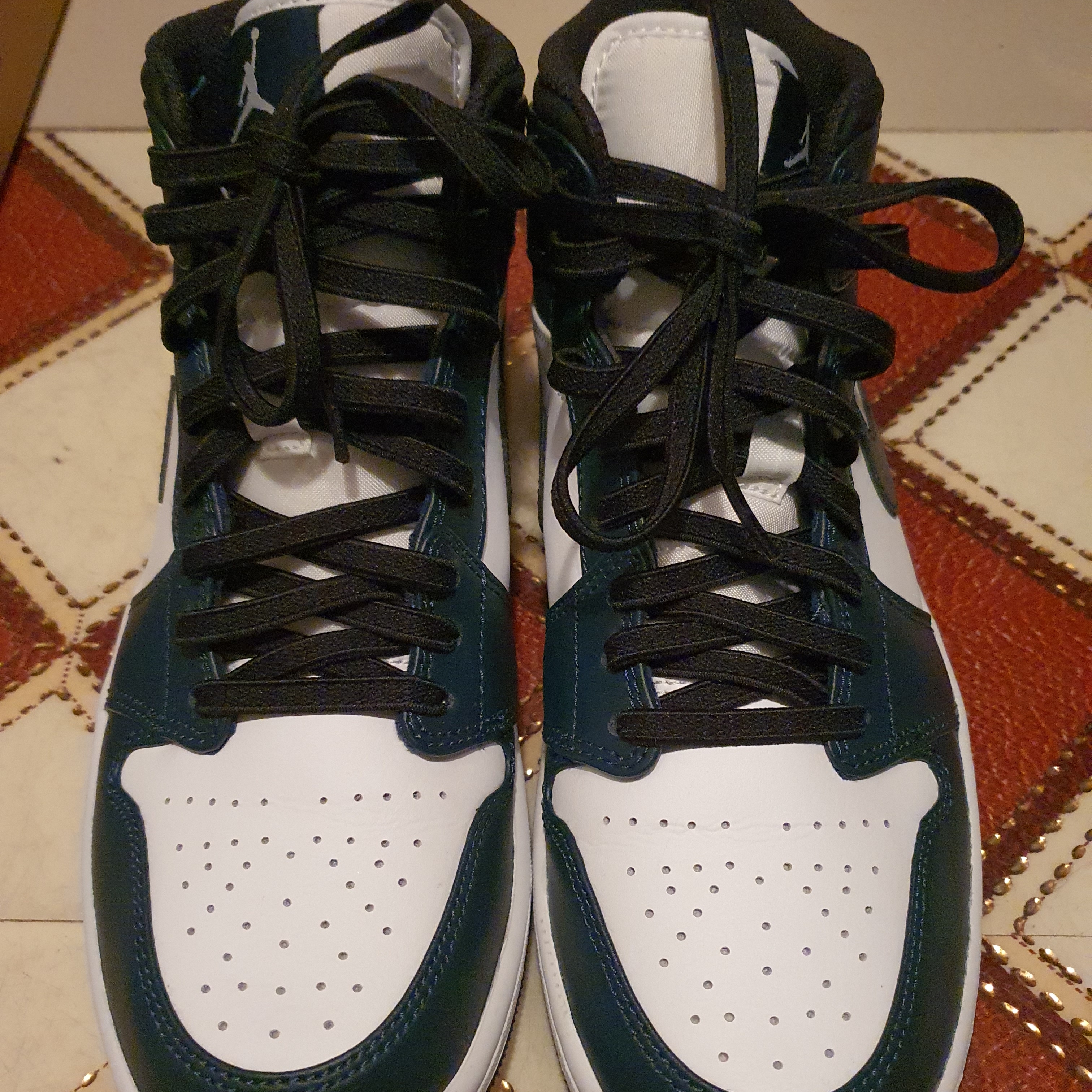 Jordan 1 Mid Dark Teal 착용 스타일