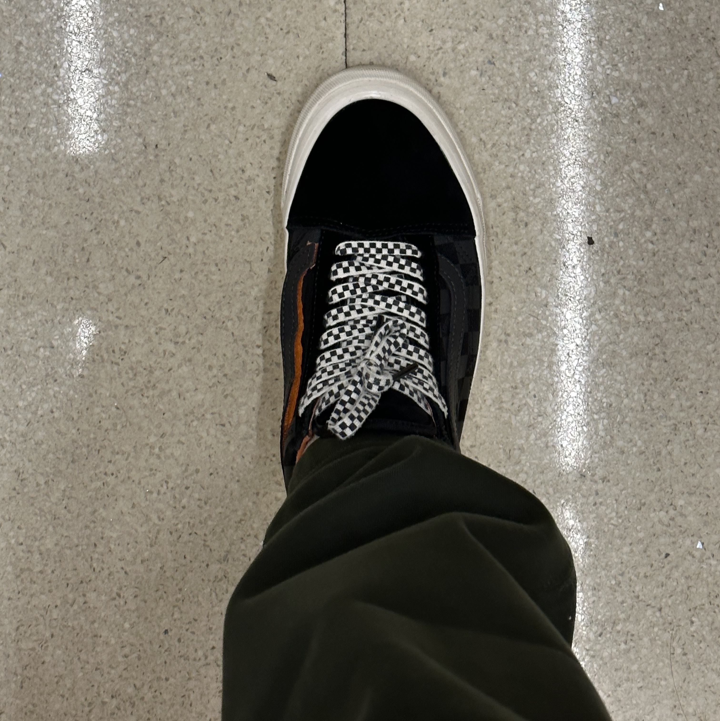 Vans Vault x Porter OG Old Skool LX Black, Nike x Billie Eilish NRG Fleece Pants Sequoia - US/EU 착용 스타일